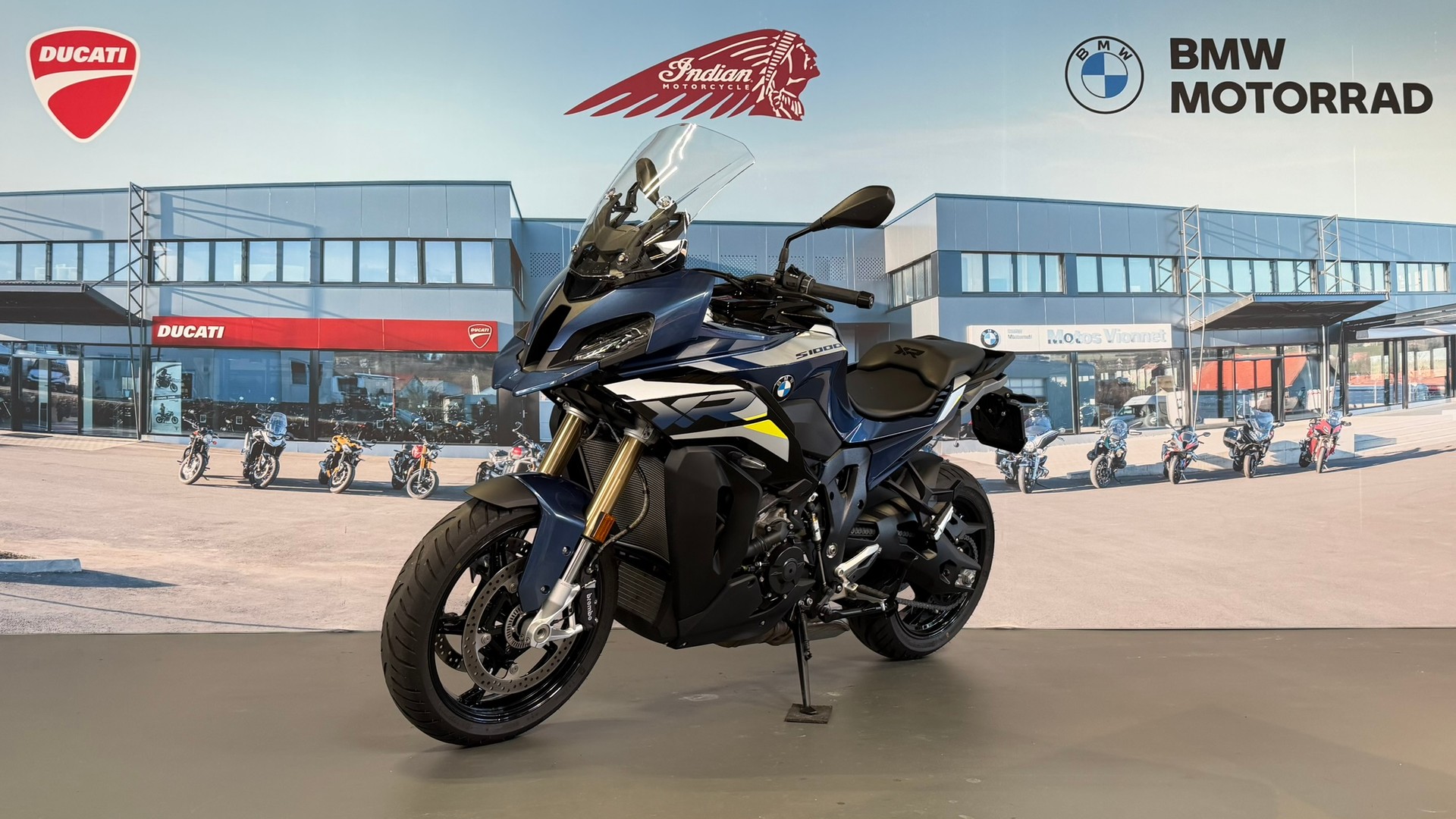 BMW S 1000 XR-image-2