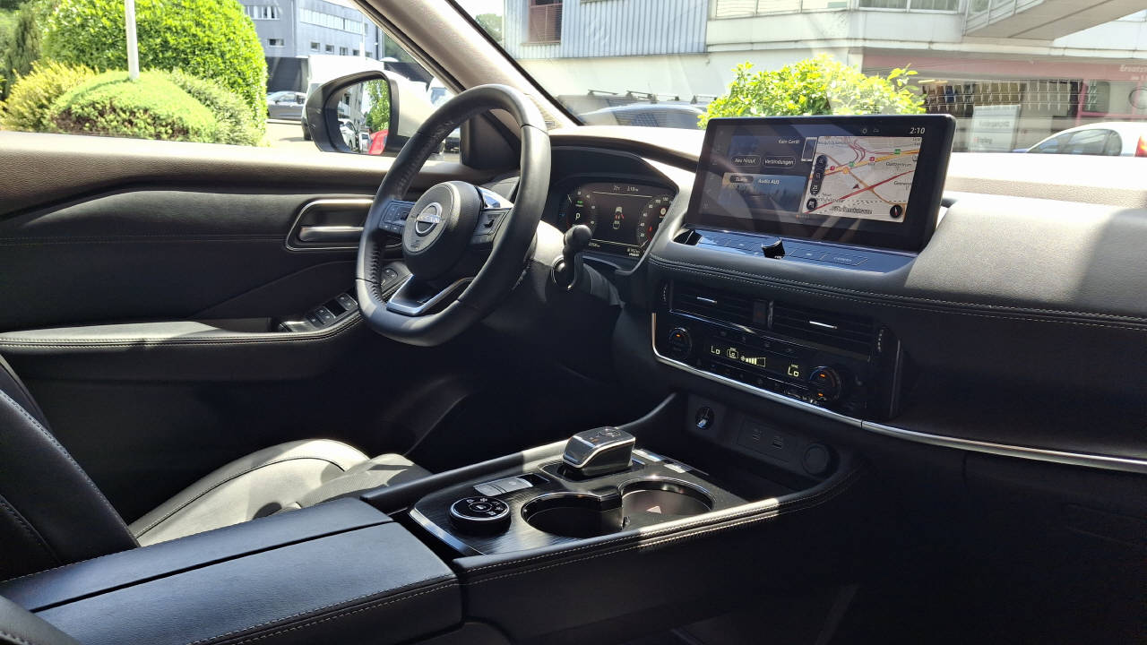 NISSAN X-Trail 1.5 VC-T Tekna+ e-4orce-image-14