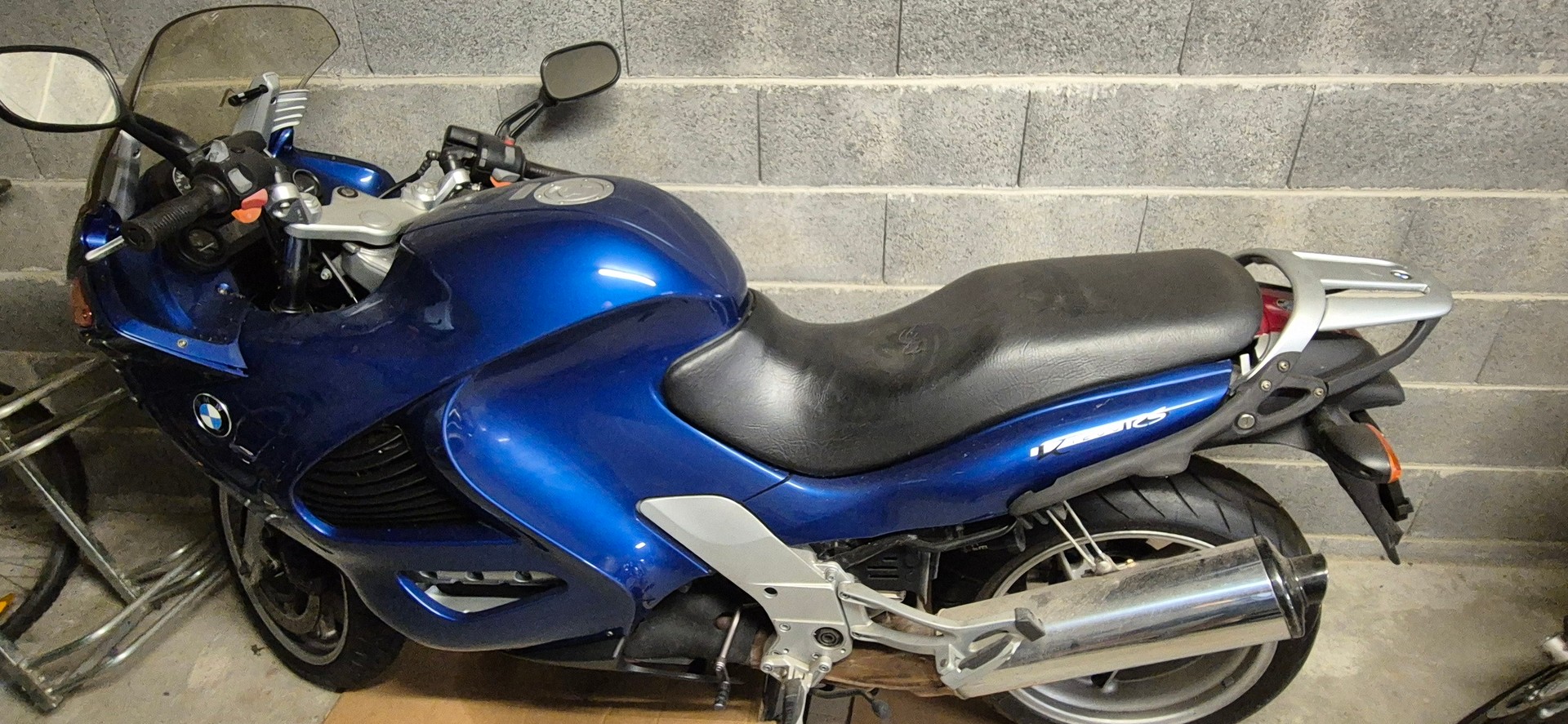 BMW K 1200 RS-image-0