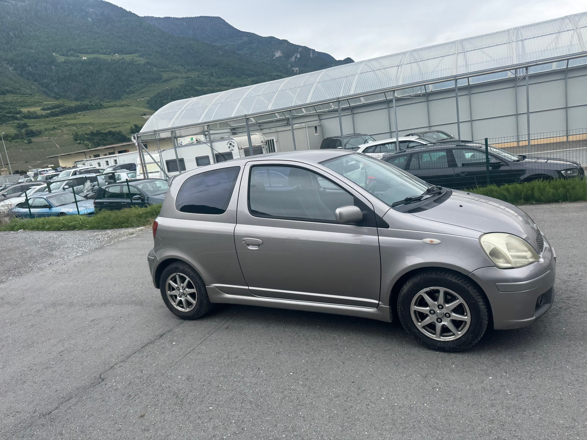 TOYOTA Yaris 1.5 TS-image-1
