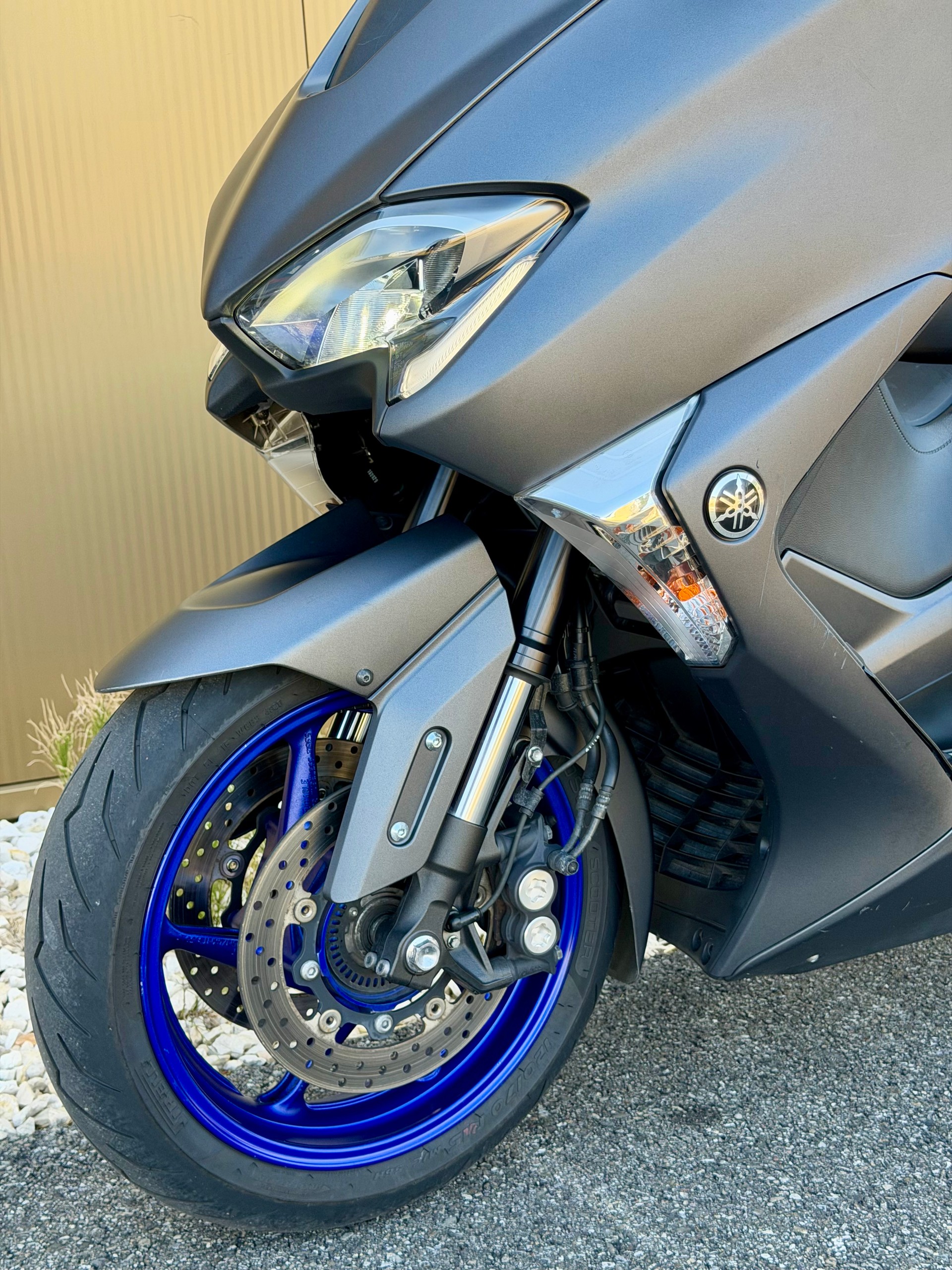 YAMAHA T-MAX XP 530 SX ABS-image-8