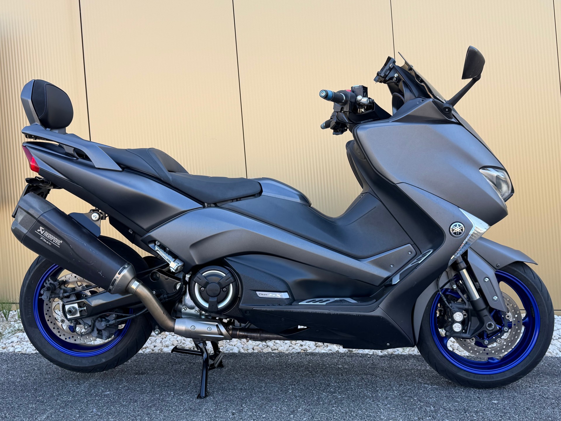 YAMAHA T-MAX XP 530 SX ABS-image-3