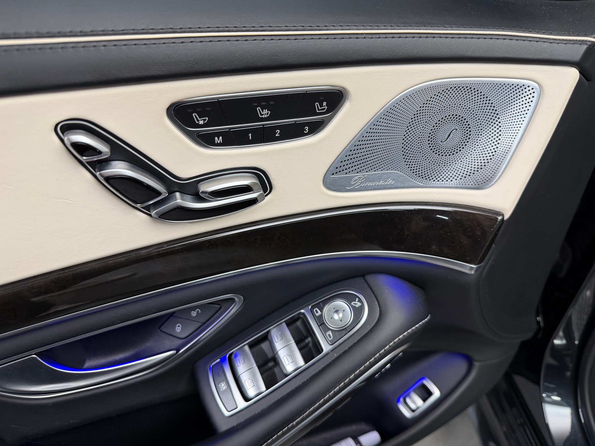 MERCEDES-BENZ S 500 Long AMG-Line magnetitschwarz 4Matic 9G-Tronic / 360° Kamera / Panoramadache / Keyless Go / Head-Up-Dispaly / Leder /-image-17