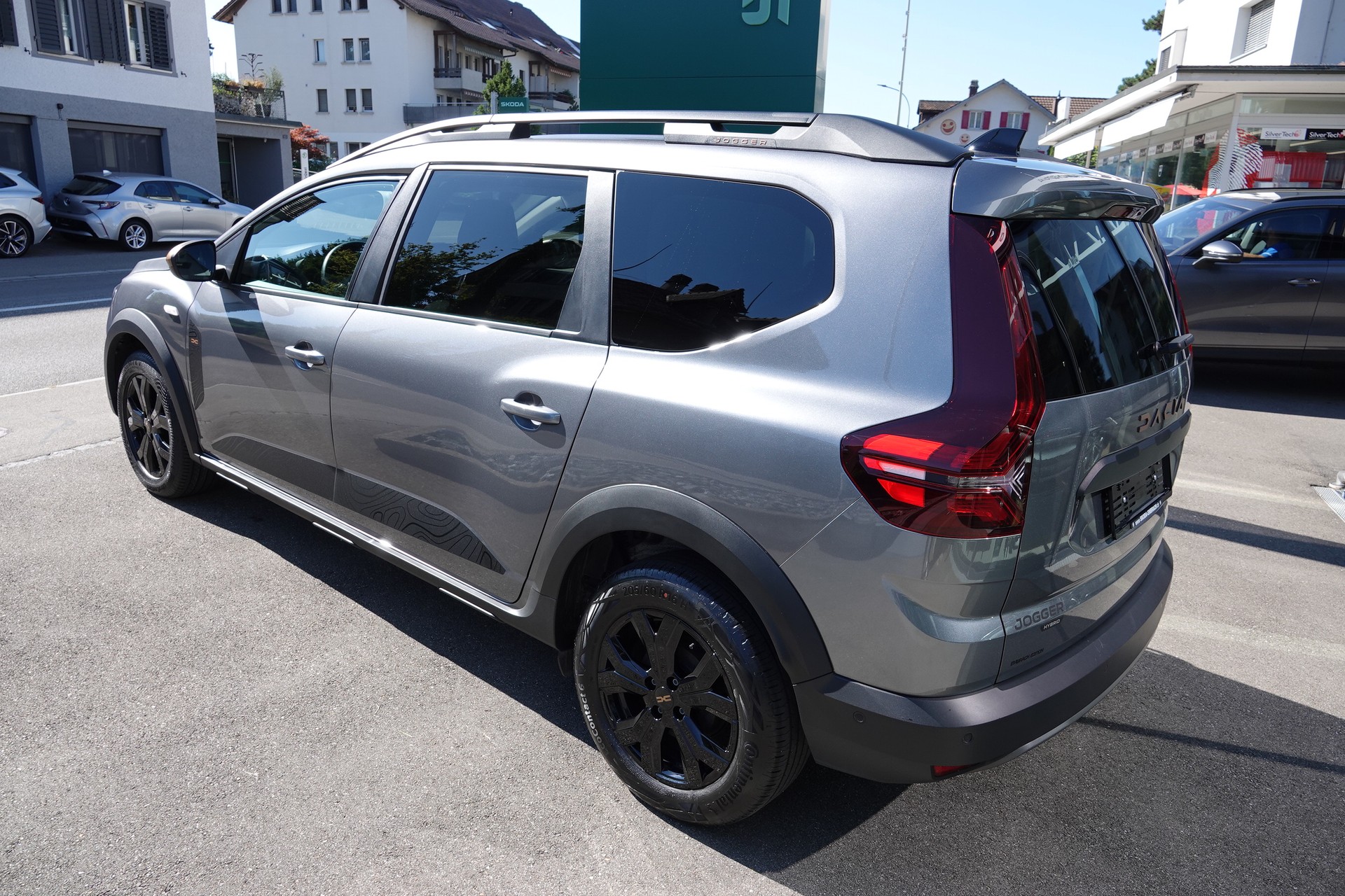 DACIA Jogger 1.6 Hybrid Extreme-image-6
