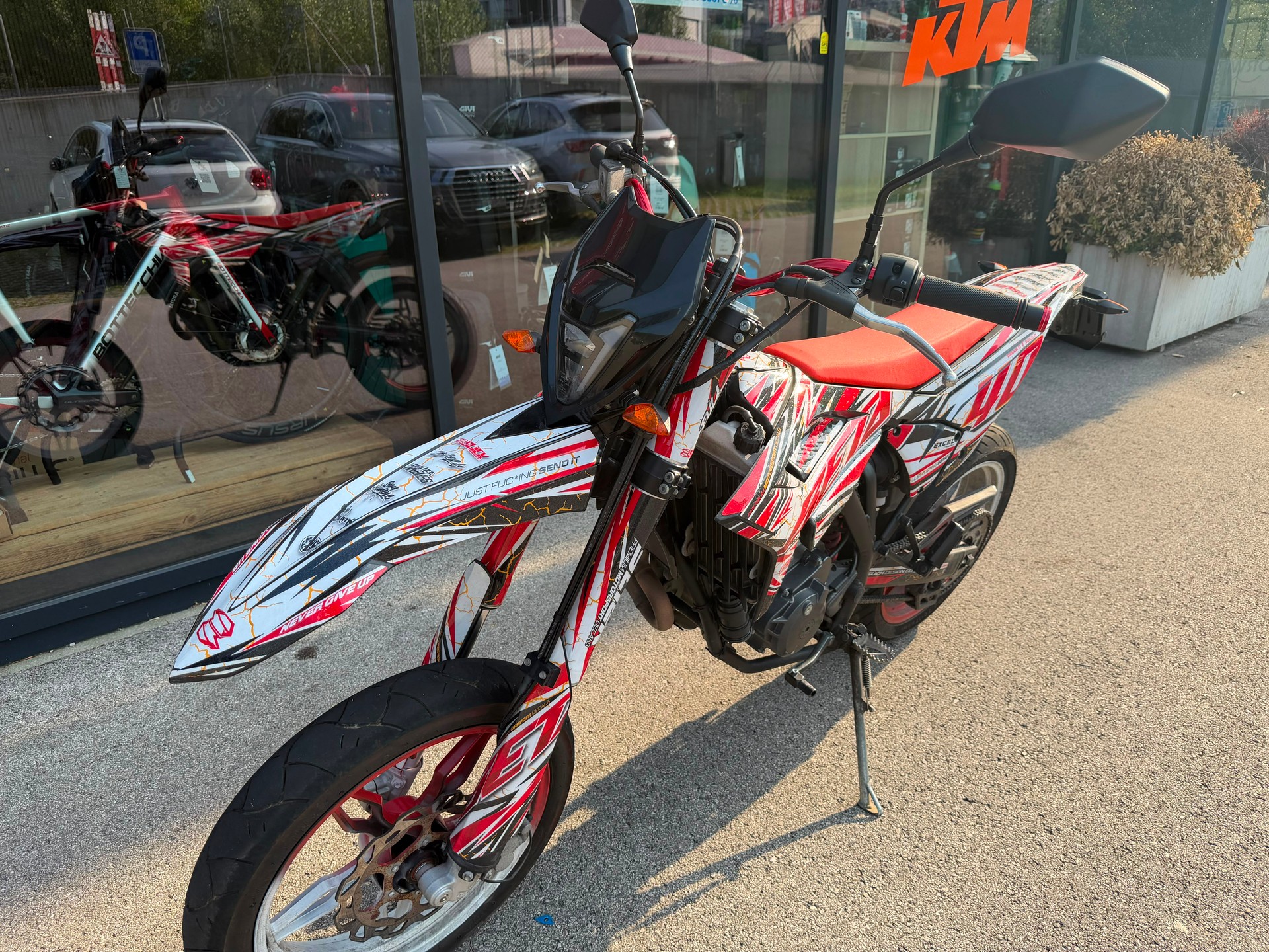 BETA RR 4T 125 T-image-3