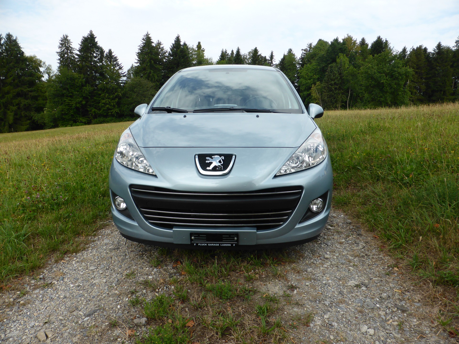 PEUGEOT 207 1.6 16V Lion Edition Automatic-image-2