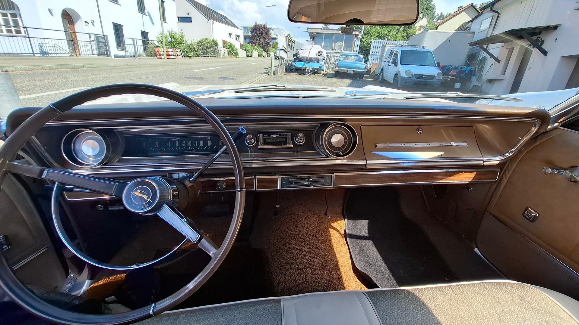 CHEVROLET Impala-image-10