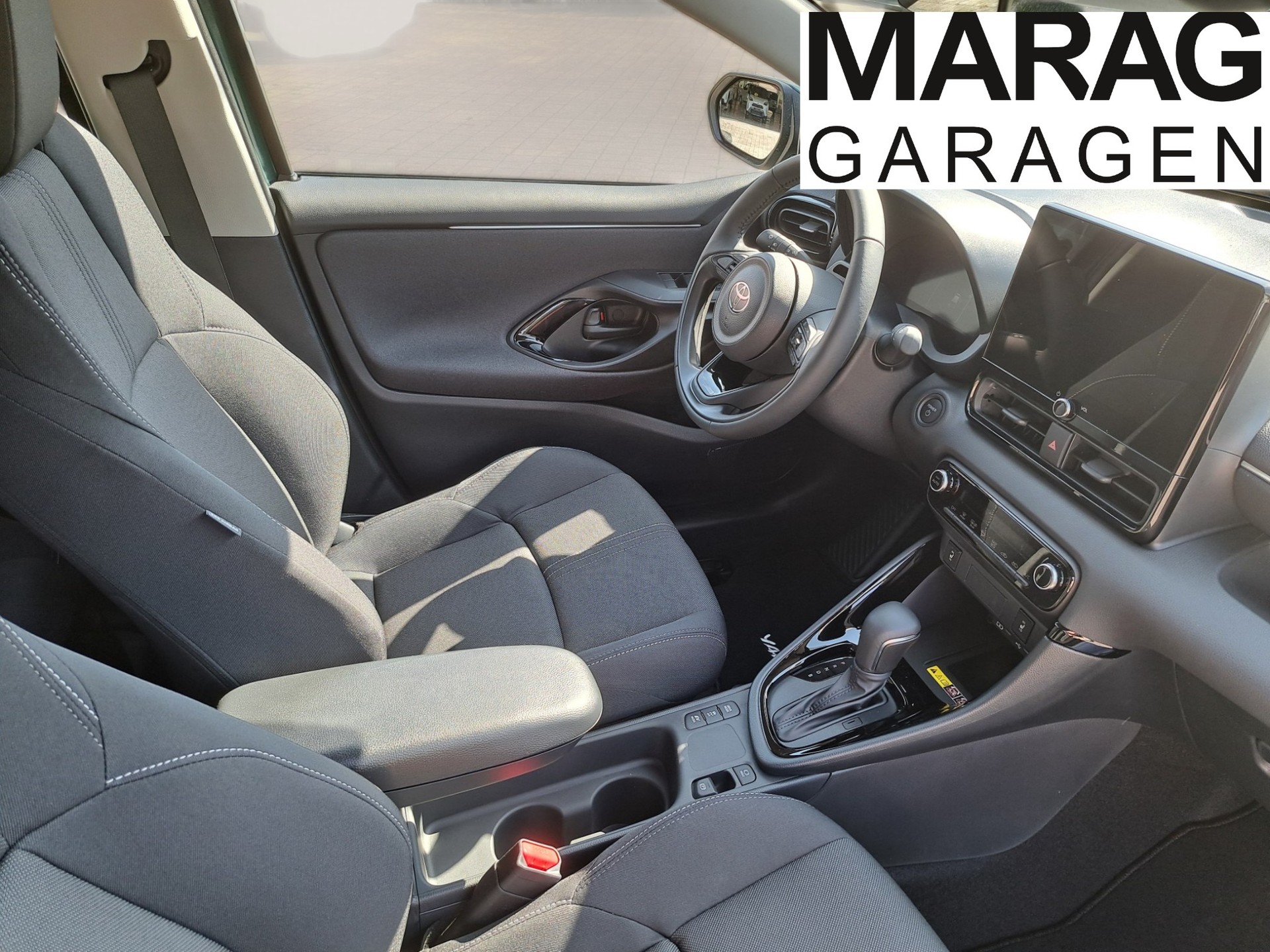 TOYOTA Yaris 1.5 Trend e-CVT-image-4