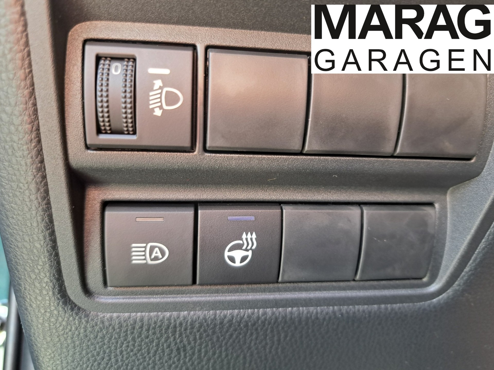 TOYOTA Yaris 1.5 Trend e-CVT-image-13