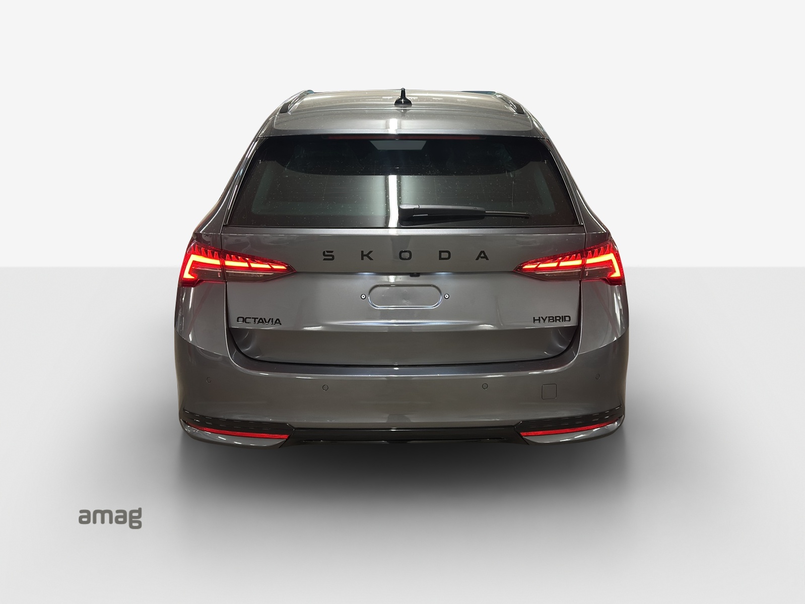 SKODA Octavia Combi 1.5 TSI mHEV DSG Sport Line-showroom-element-3