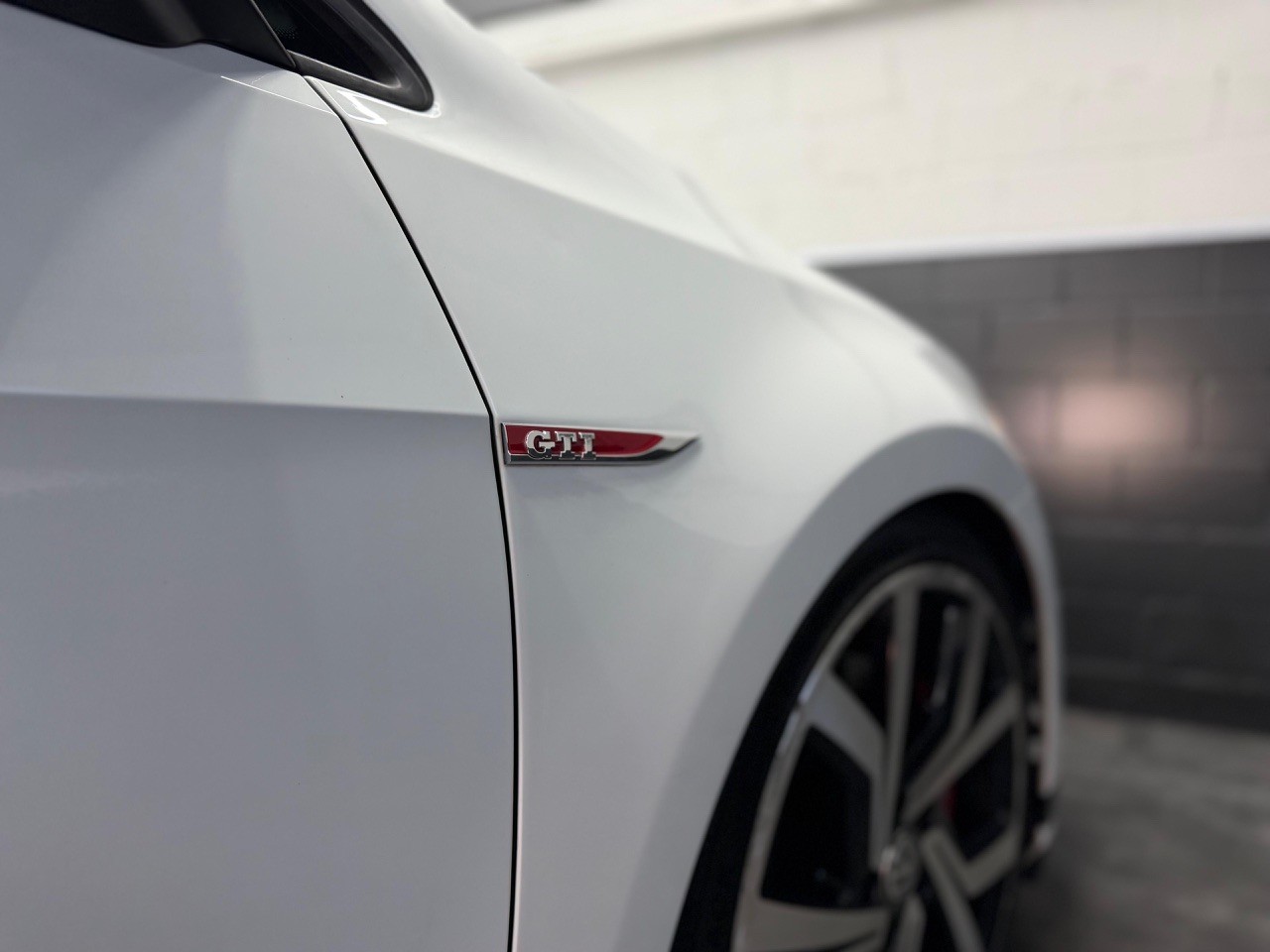 VW Golf 2.0 TSI GTI Clubsport DSG | CH-Auto | KW Tiefergelegt | Remus Auspuff | Rückfahrkamera | ACC-image-11