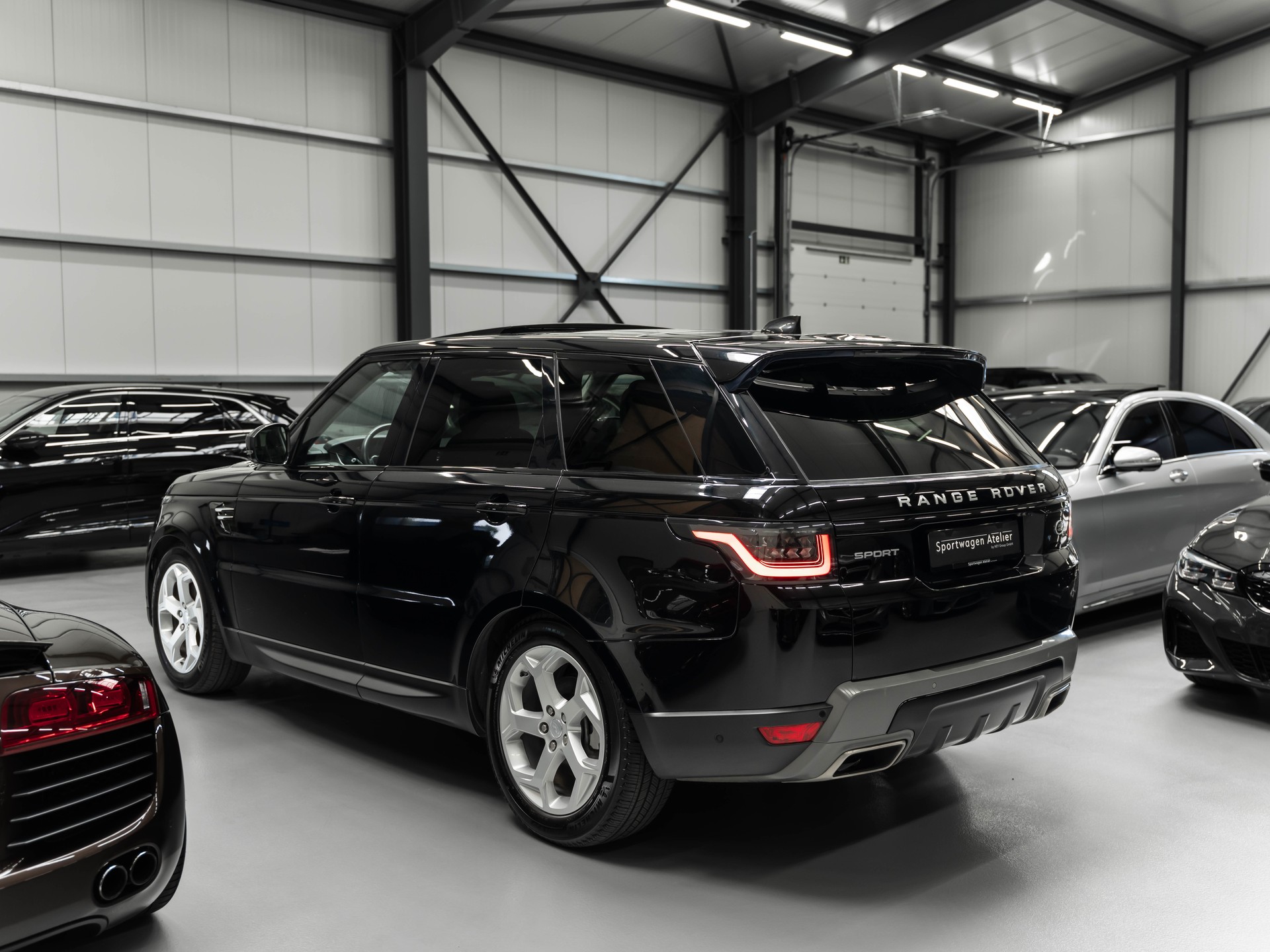 LAND ROVER Range Rover Sport 3.0 TDV6 SE Automatic-showroom-element-1