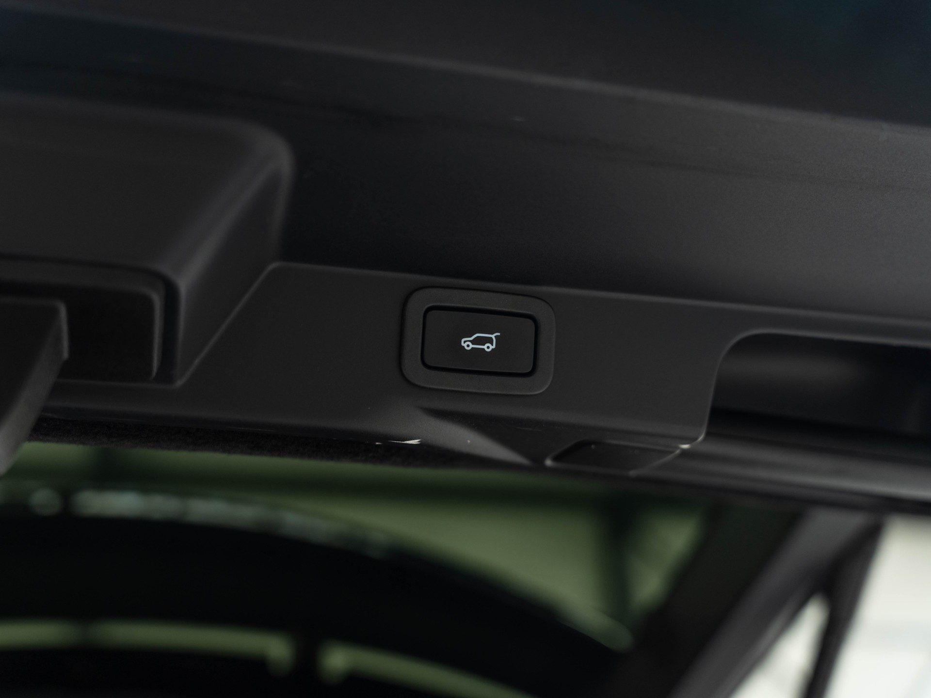 LAND ROVER Range Rover Sport 3.0 TDV6 SE Automatic-image-29