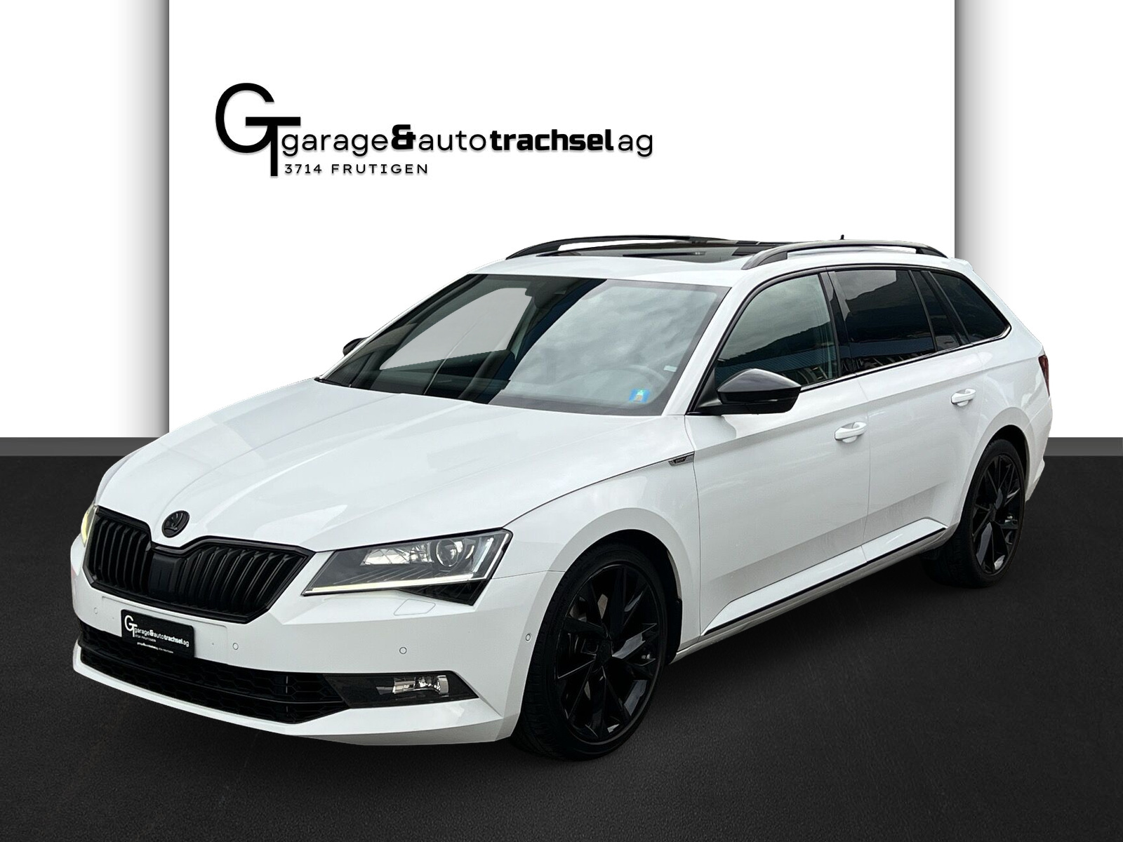 SKODA Superb Combi 2.0 TSI SportLine+ DSG 4x4