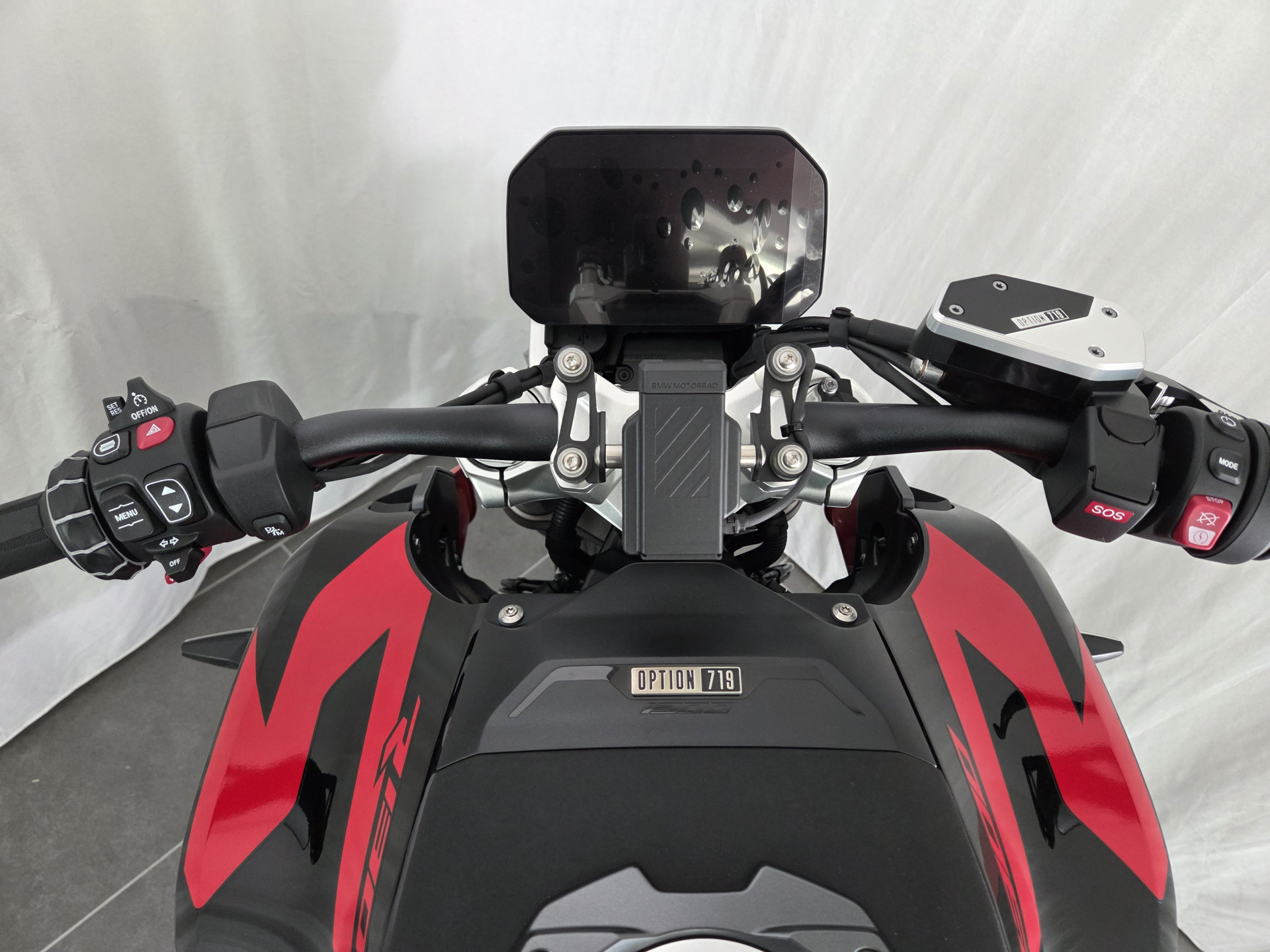 BMW R 1300 R Performance Boxer Bonus CHF 1'500 für Verträge bis 30.09.26-image-4