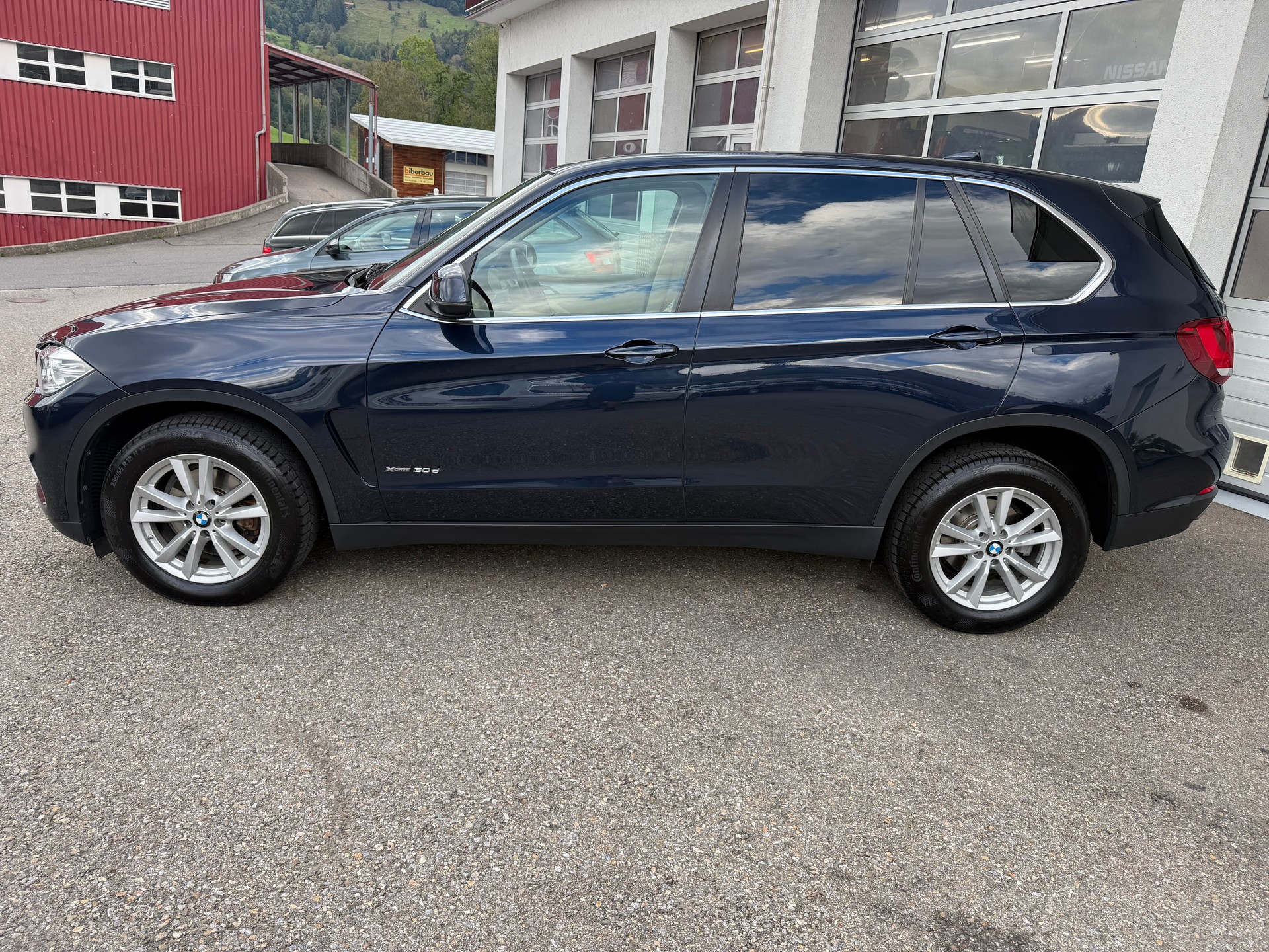 BMW X5 xDrive 30d Steptronic-showroom-element-1