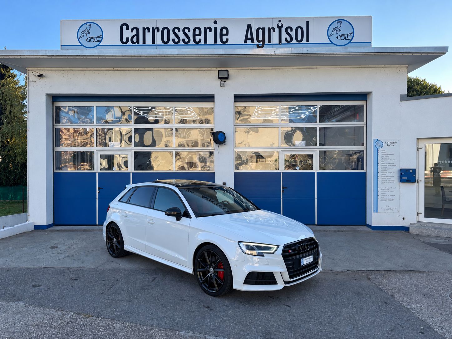 AUDI 2.0 T FSI quattro S-Tronic