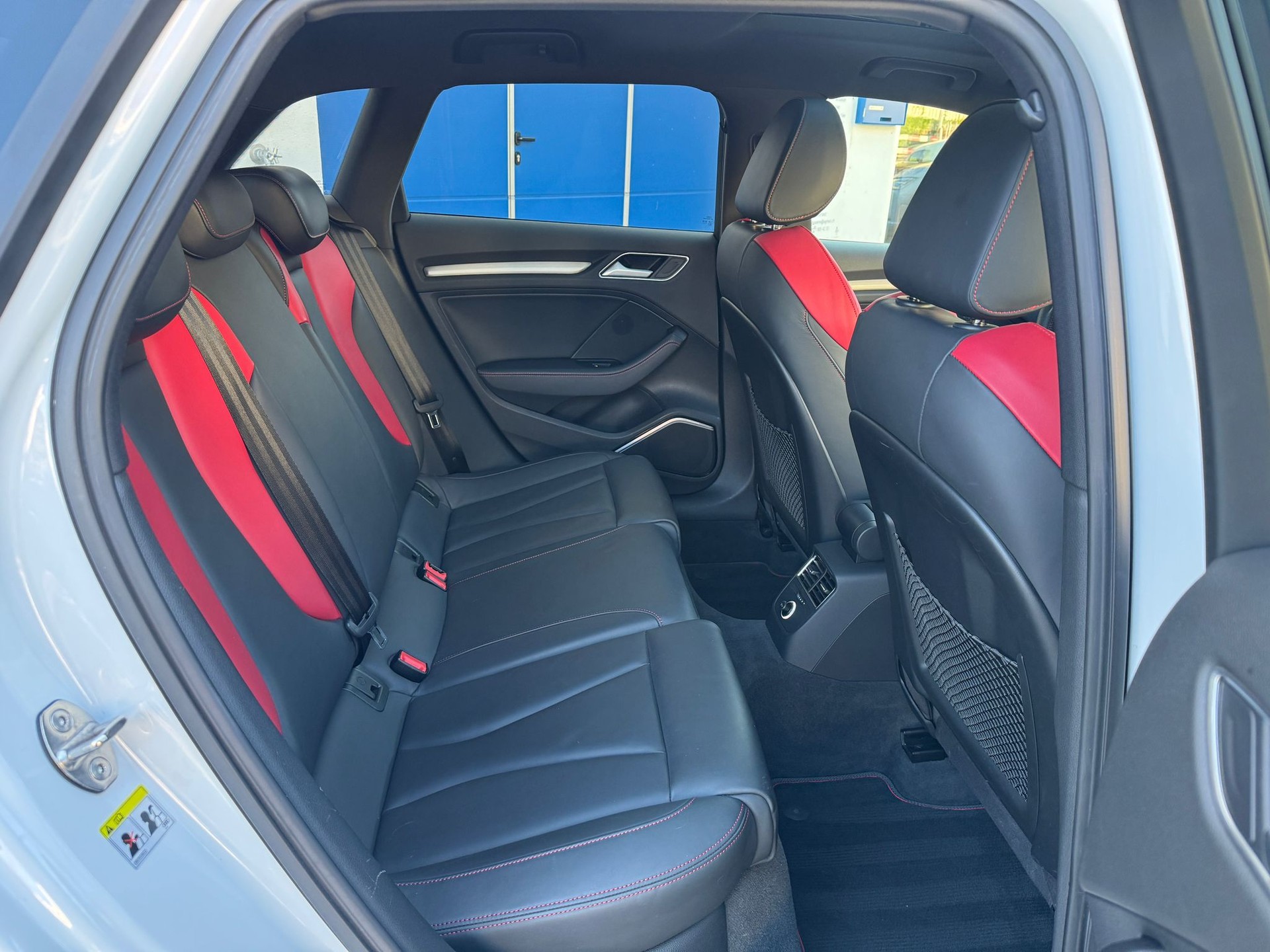 AUDI 2.0 T FSI quattro S-Tronic-image-17