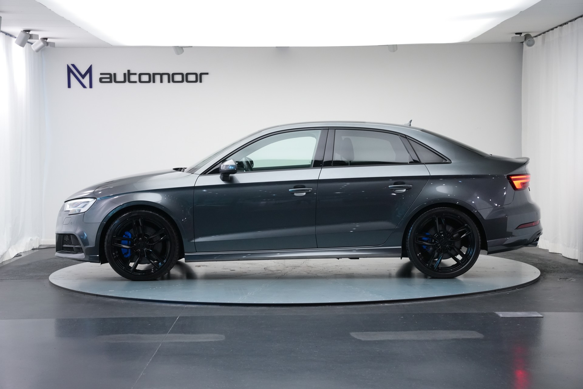 AUDI S3 Limousine 2.0 TFSI quattro S-tronic *CH-Fahrzeug* *Magnetic Ride* *B&O*-image-7