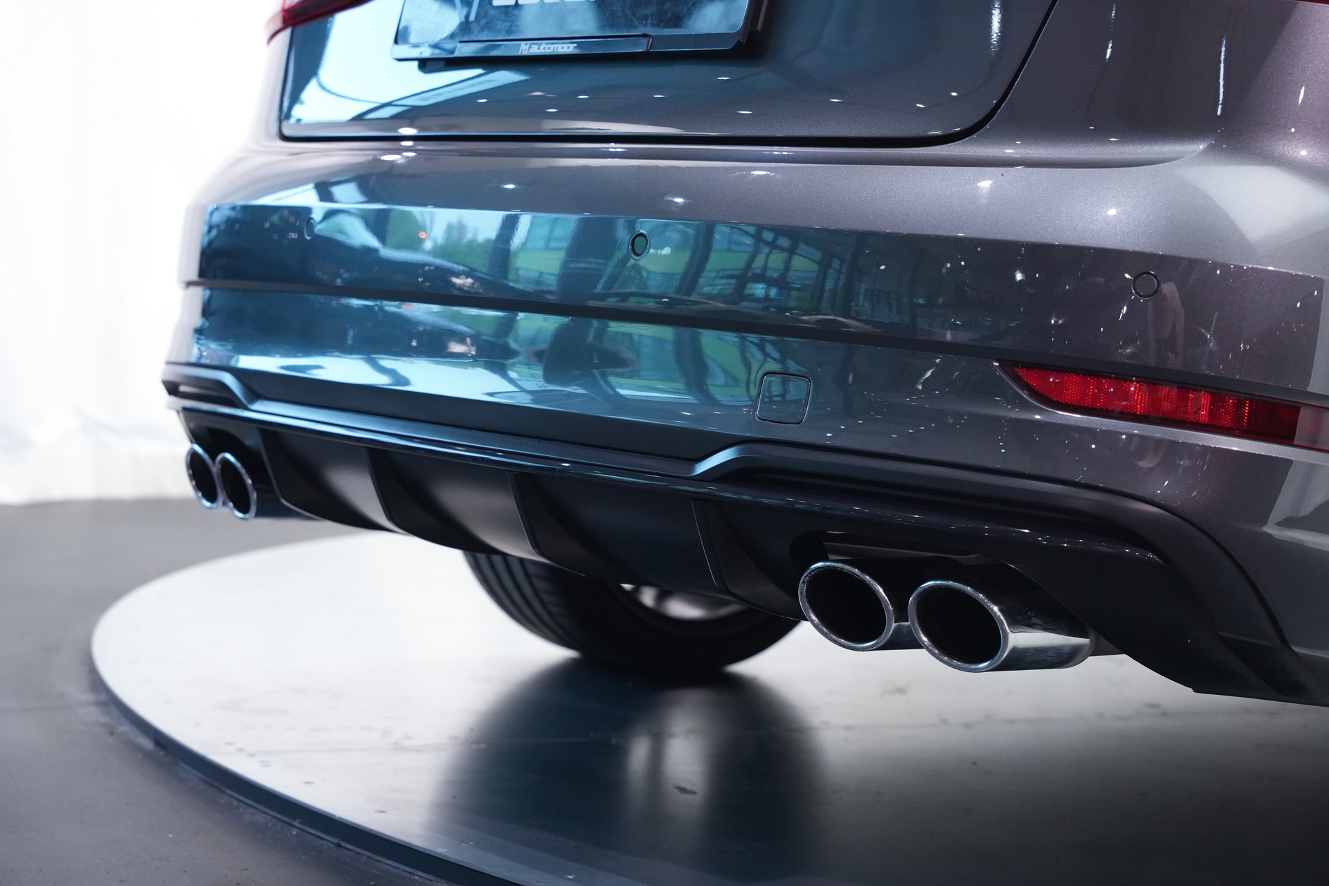 AUDI S3 Limousine 2.0 TFSI quattro S-tronic *CH-Fahrzeug* *Magnetic Ride* *B&O*-image-35