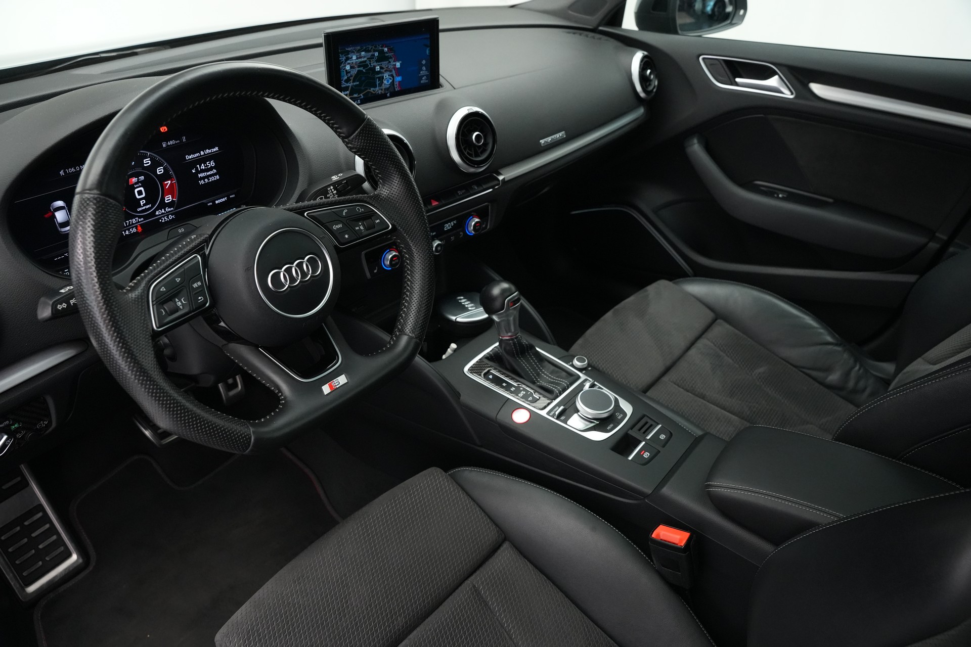 AUDI S3 Limousine 2.0 TFSI quattro S-tronic *CH-Fahrzeug* *Magnetic Ride* *B&O*-image-10