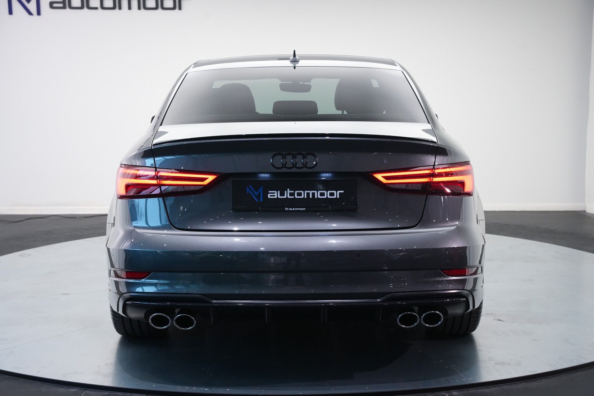 AUDI S3 Limousine 2.0 TFSI quattro S-tronic *CH-Fahrzeug* *Magnetic Ride* *B&O*-image-33