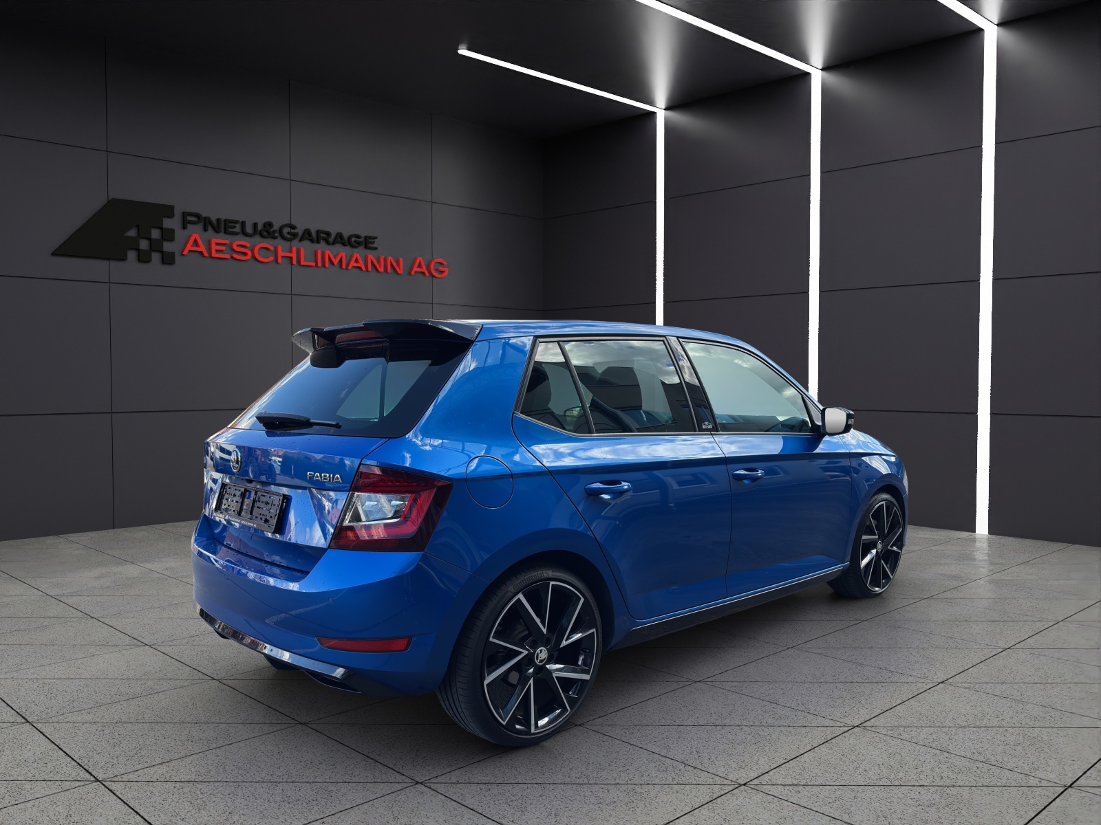 SKODA Fabia 1.0 TSI Monte Carlo DSG-image-5