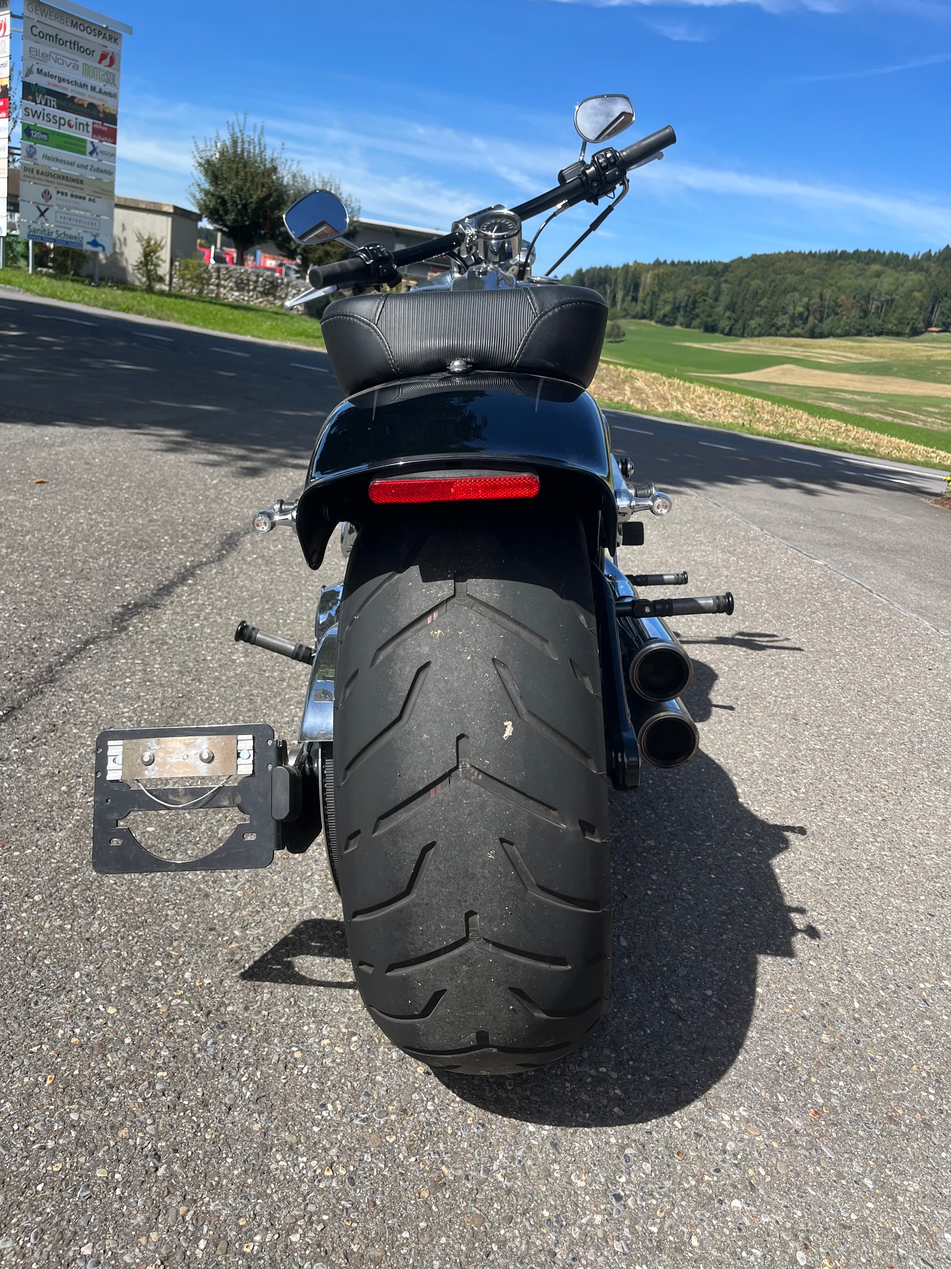 HARLEY-DAVIDSON FXSB Breakout 103 ABS-image-1
