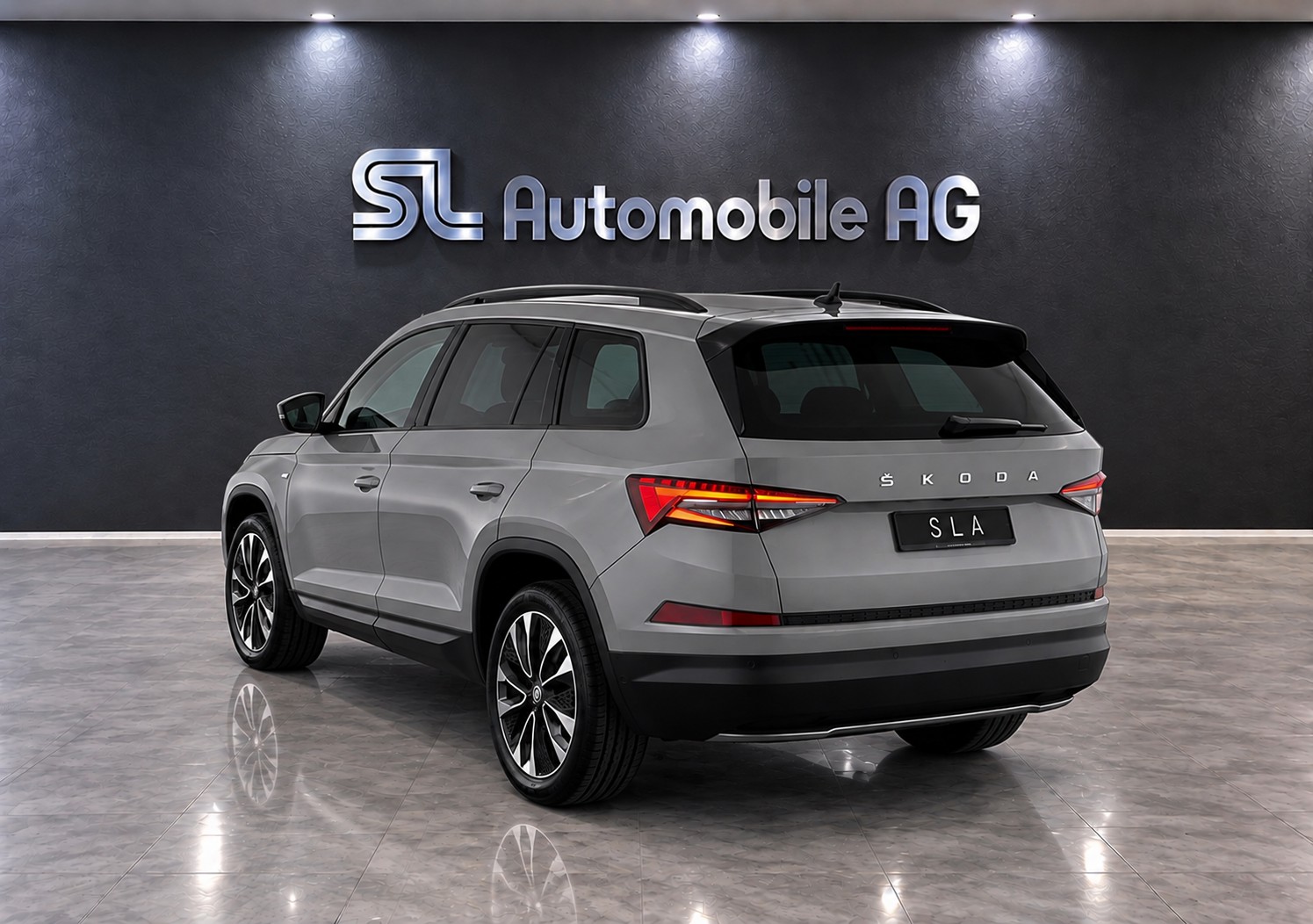 SKODA Kodiaq 2.0 TDI CR Ambition 4x4 DSG-showroom-element-1