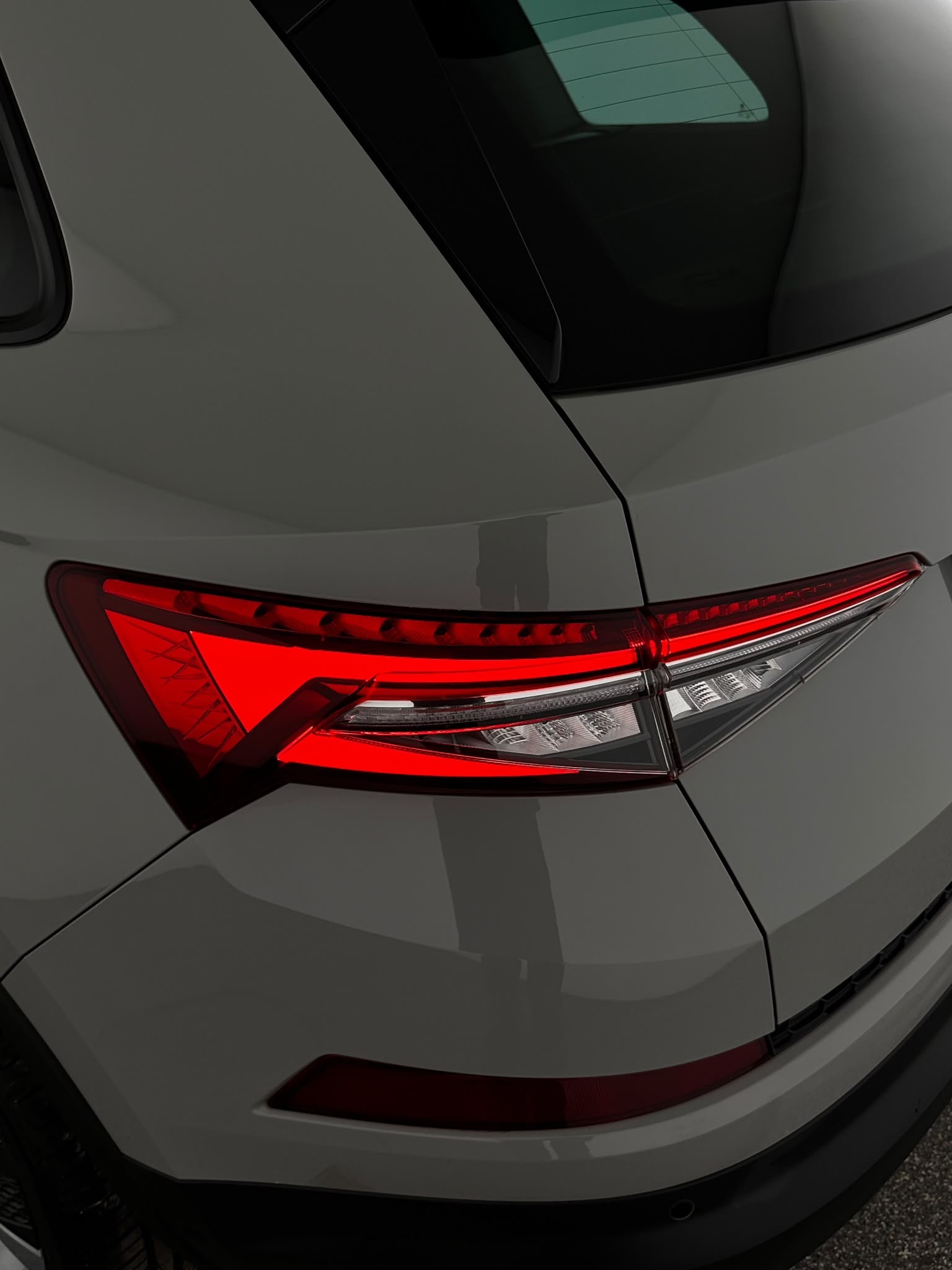 SKODA Kodiaq 2.0 TDI CR Ambition 4x4 DSG-showroom-element-3