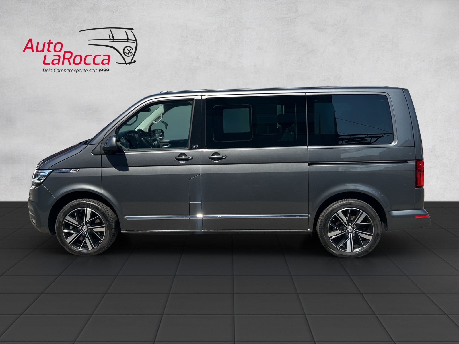 VW T6.1 Multivan 2.0 Bi-TDI Generation Six DSG-showroom-element-1