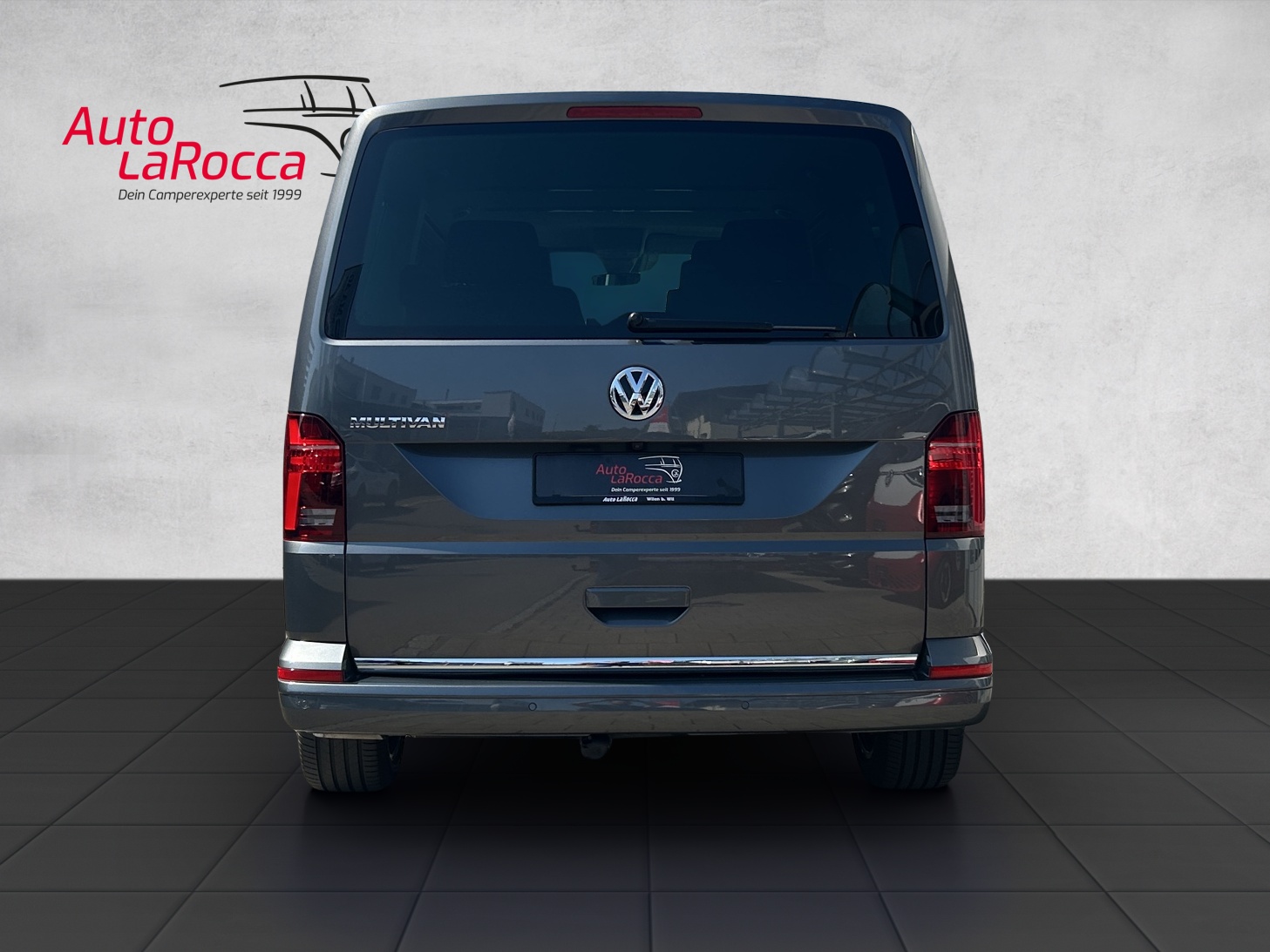 VW T6.1 Multivan 2.0 Bi-TDI Generation Six DSG-showroom-element-3
