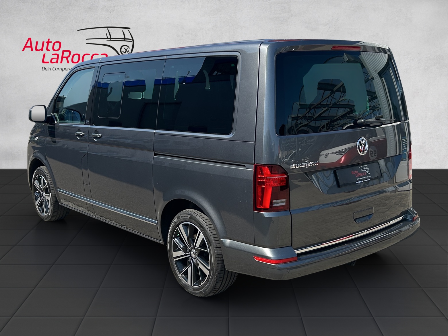 VW T6.1 Multivan 2.0 Bi-TDI Generation Six DSG-showroom-element-2