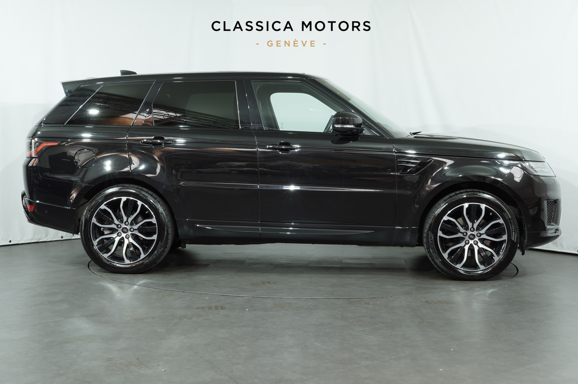 LAND ROVER Range Rover Sport 3.0 SDV6 HSE Dynamic Automatic-showroom-element-2