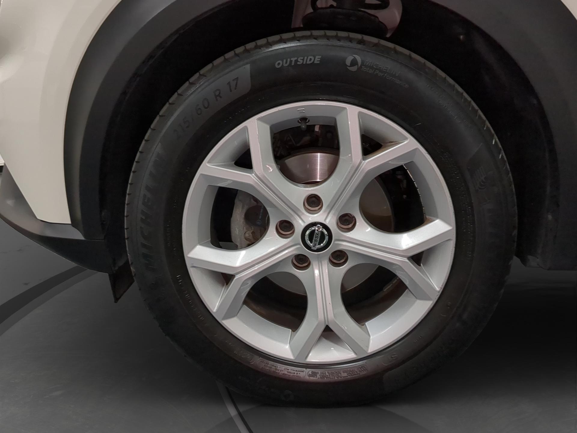 NISSAN Juke 1.0 DIG-T N-Connecta DCT-image-21