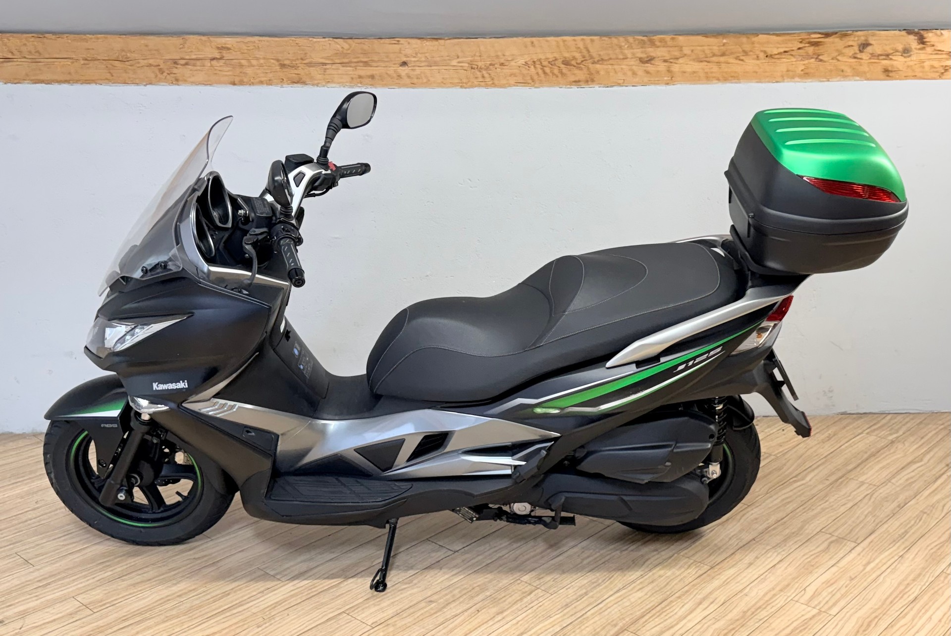 KAWASAKI J 125 ABS-image-5