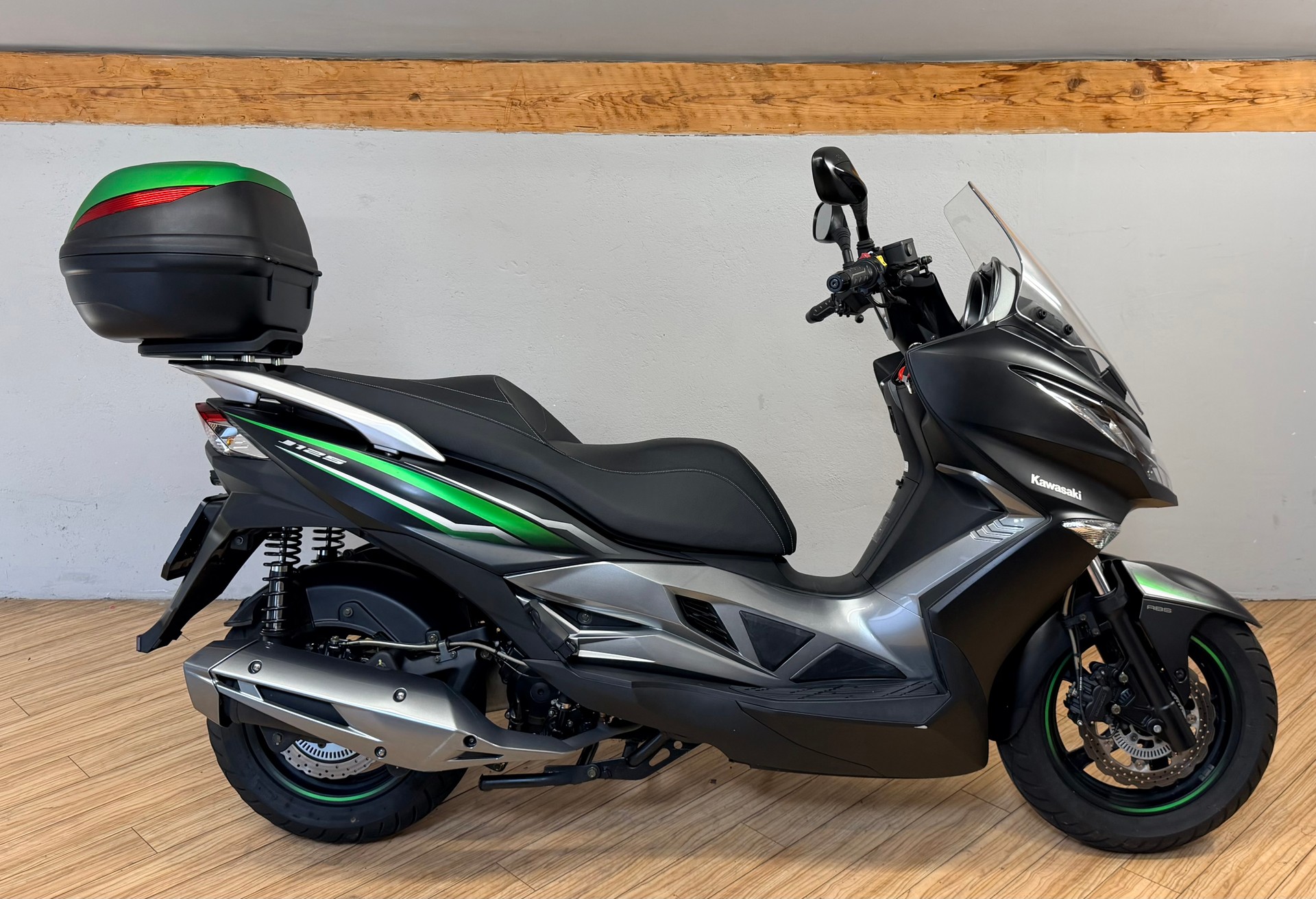 KAWASAKI J 125 ABS-image-1