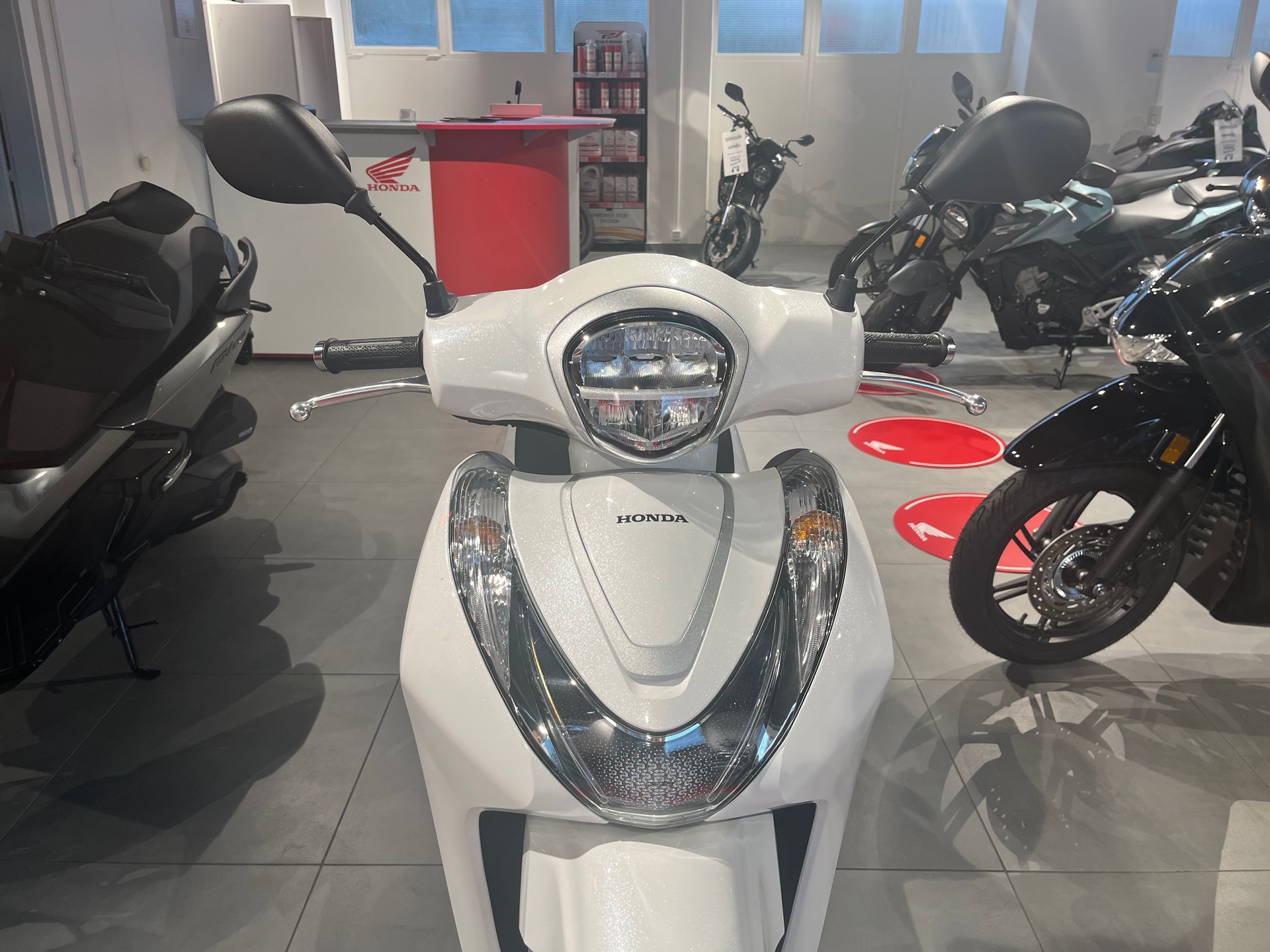 HONDA SH 125 i Mode-image-12