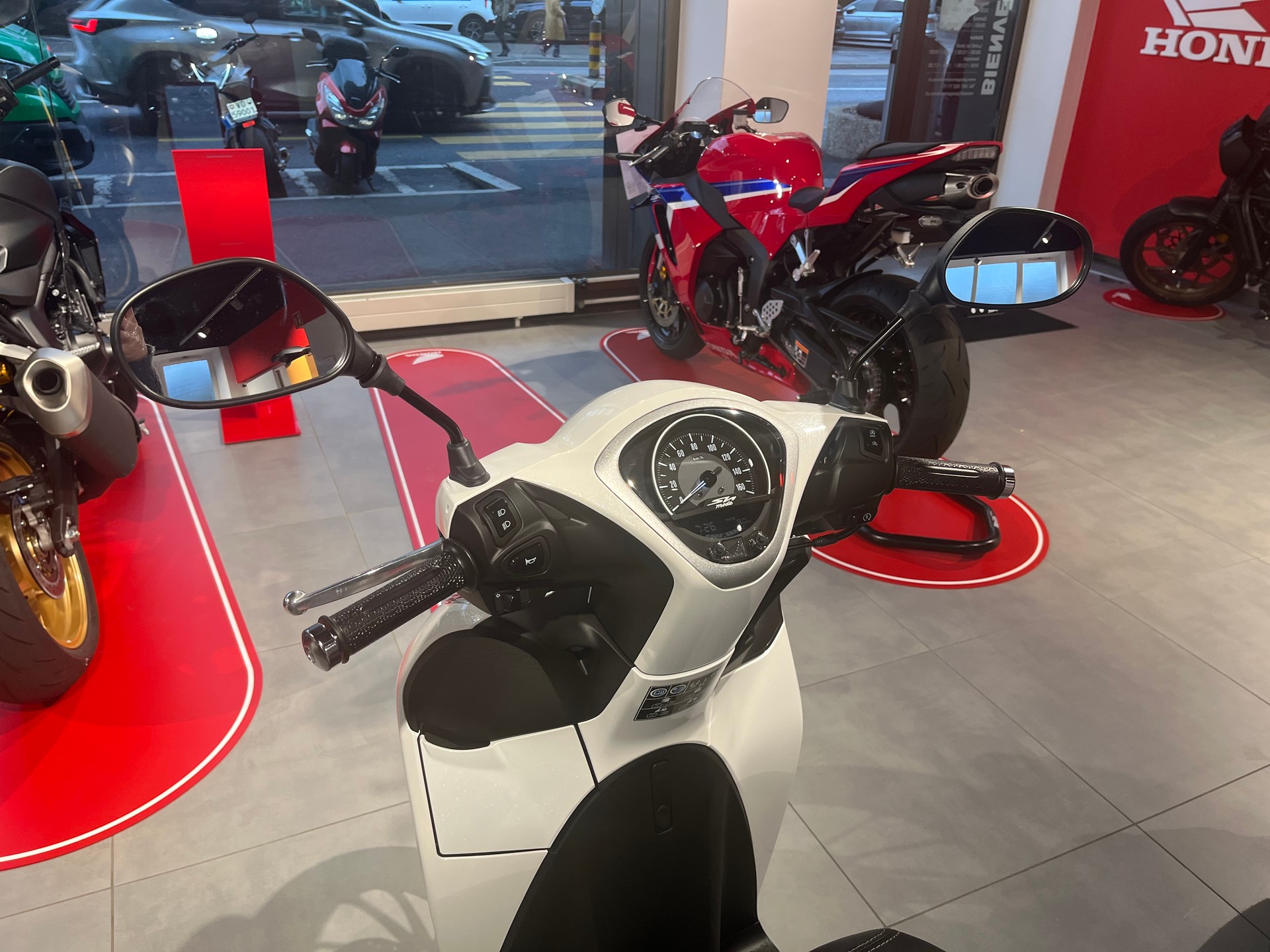 HONDA SH 125 i Mode-image-7