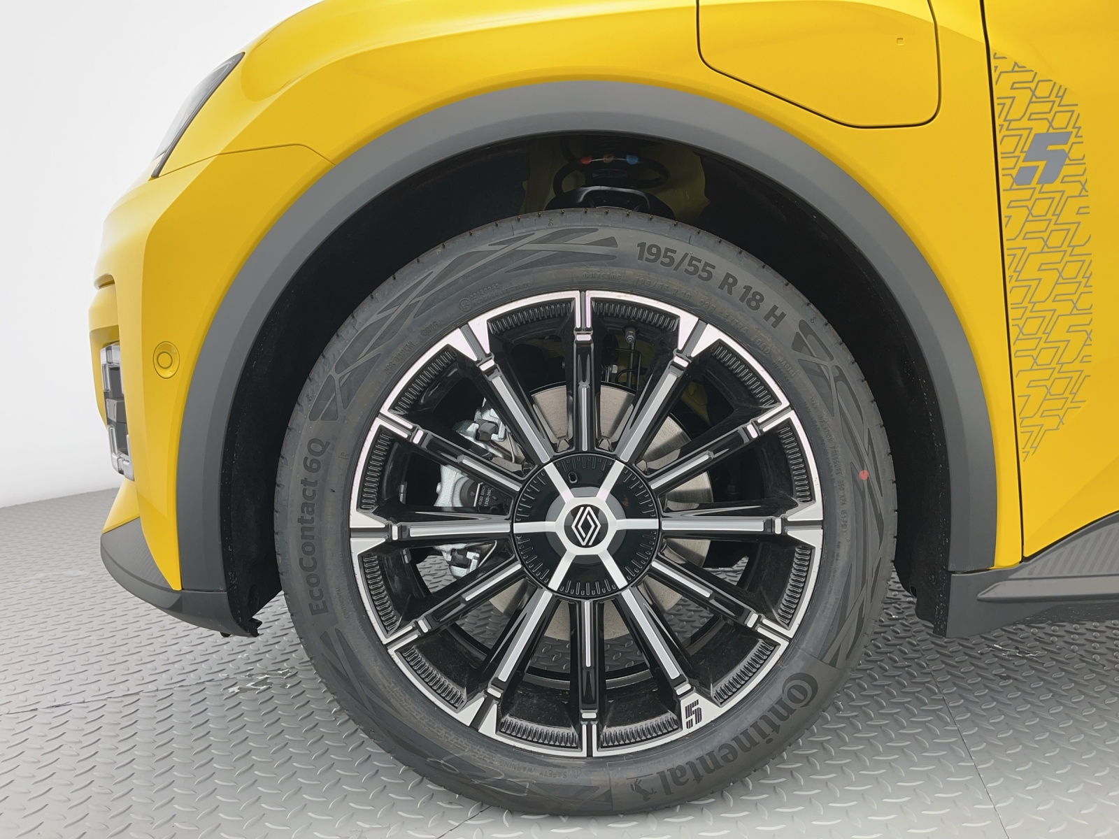 RENAULT R5 E-Tech Comfort Range techno-image-5