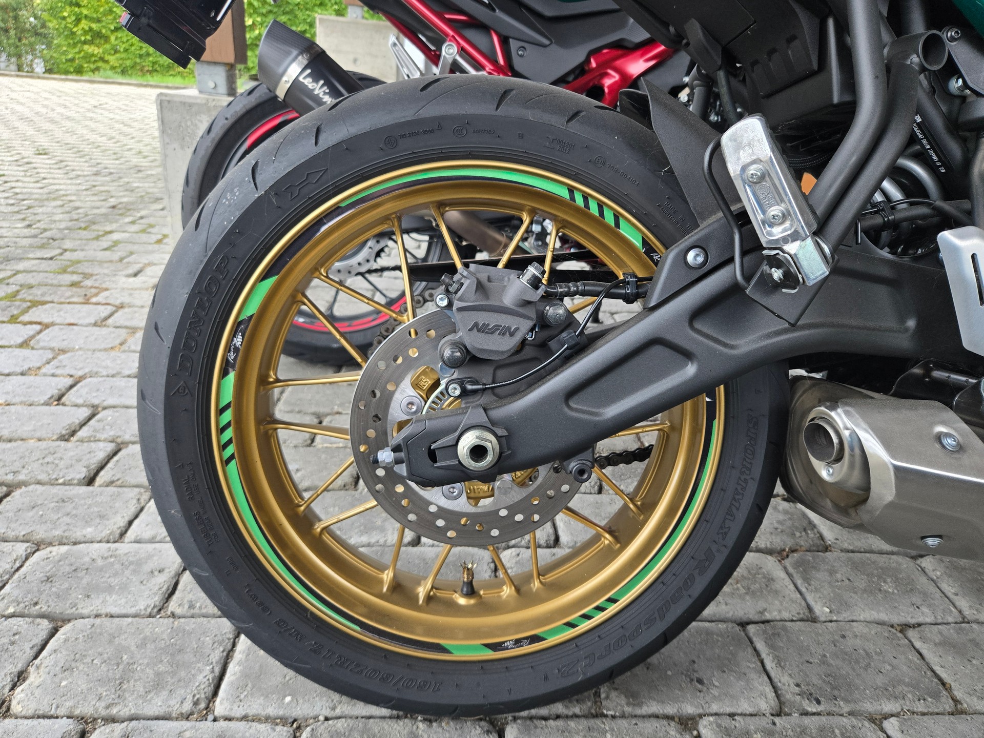 KAWASAKI Z 650 RS-image-4