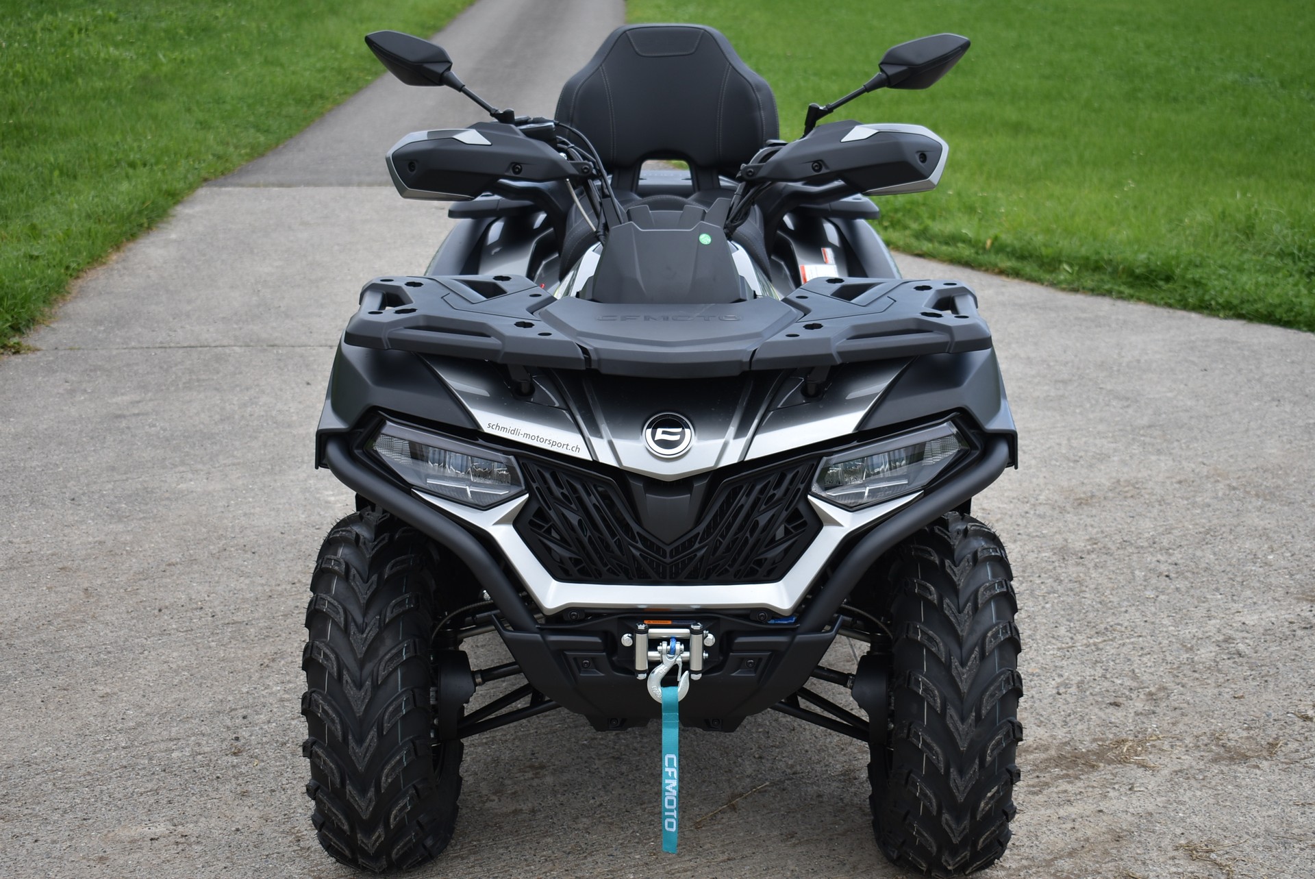 CF MOTO 625i L 4x4-image-1