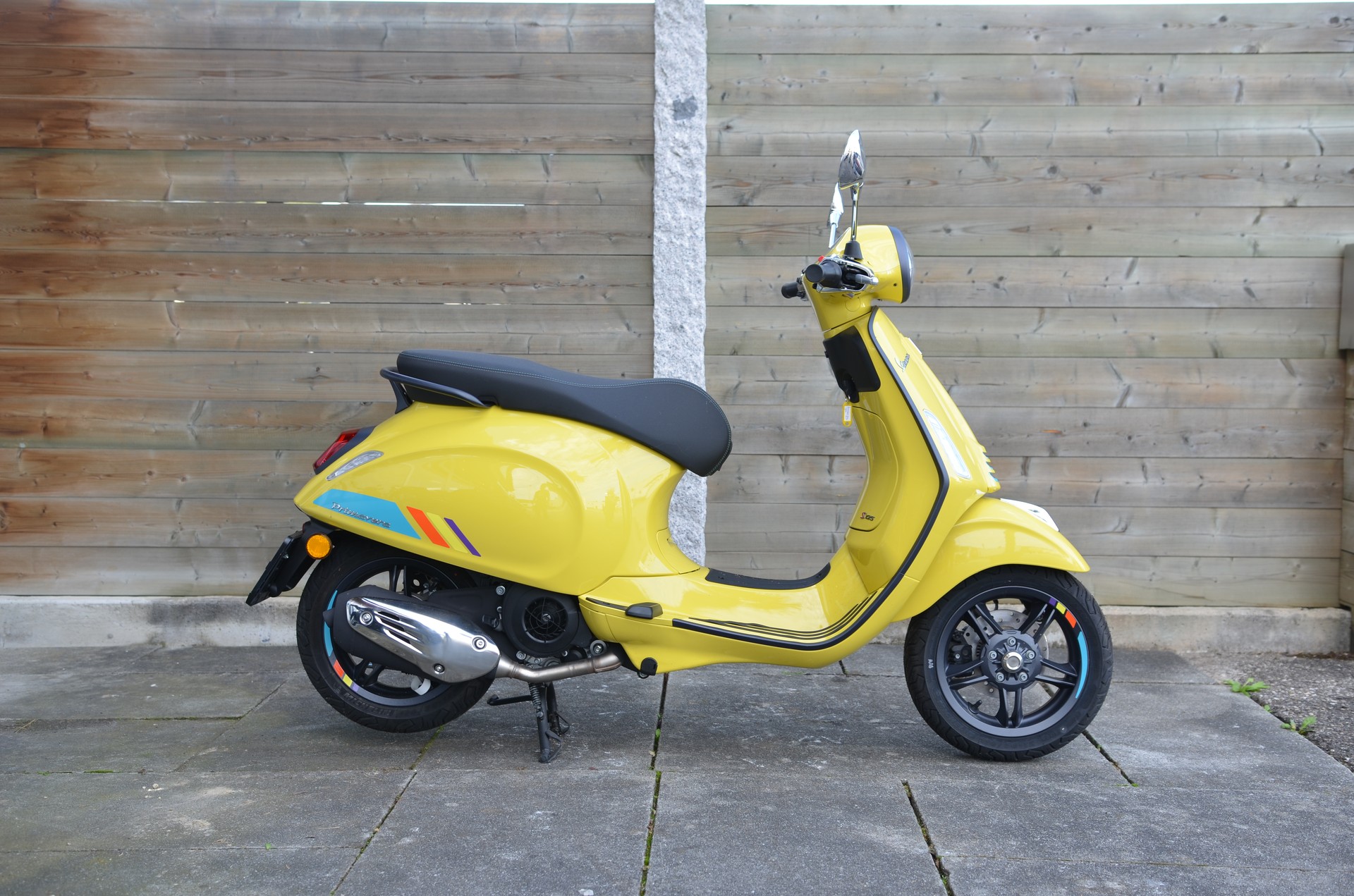 PIAGGIO Vespa 125 Primavera Sport-image-1