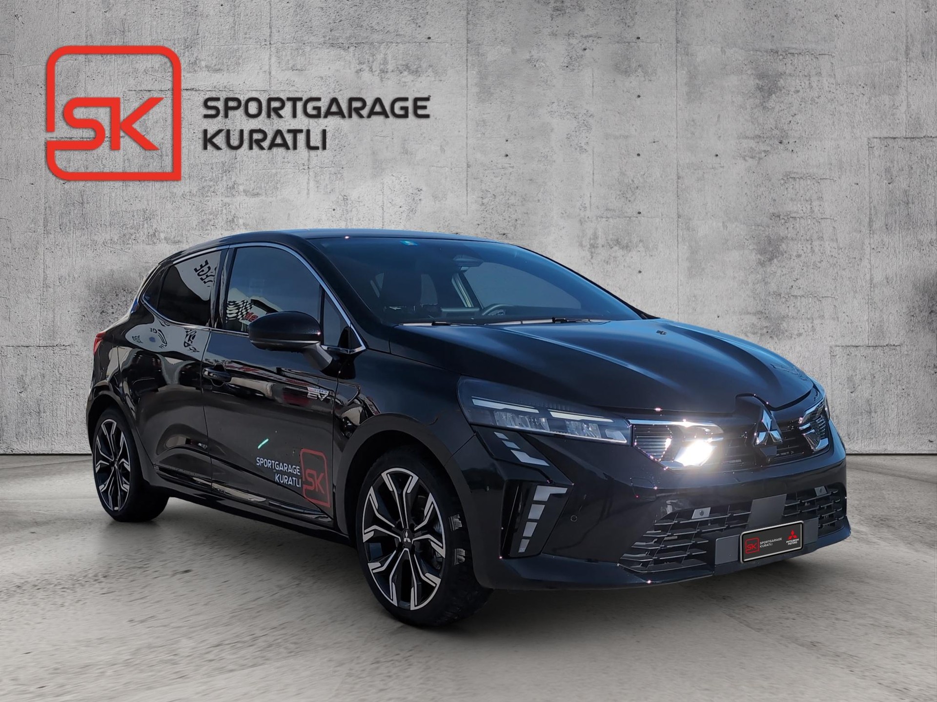 MITSUBISHI Colt 1.6 HEV Instyle Edition MY25-showroom-element-1