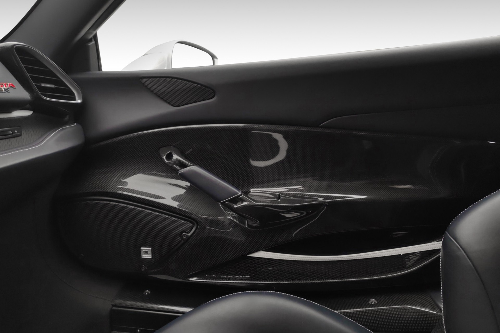 FERRARI 488 Pista Spider 3.9 V8-image-16