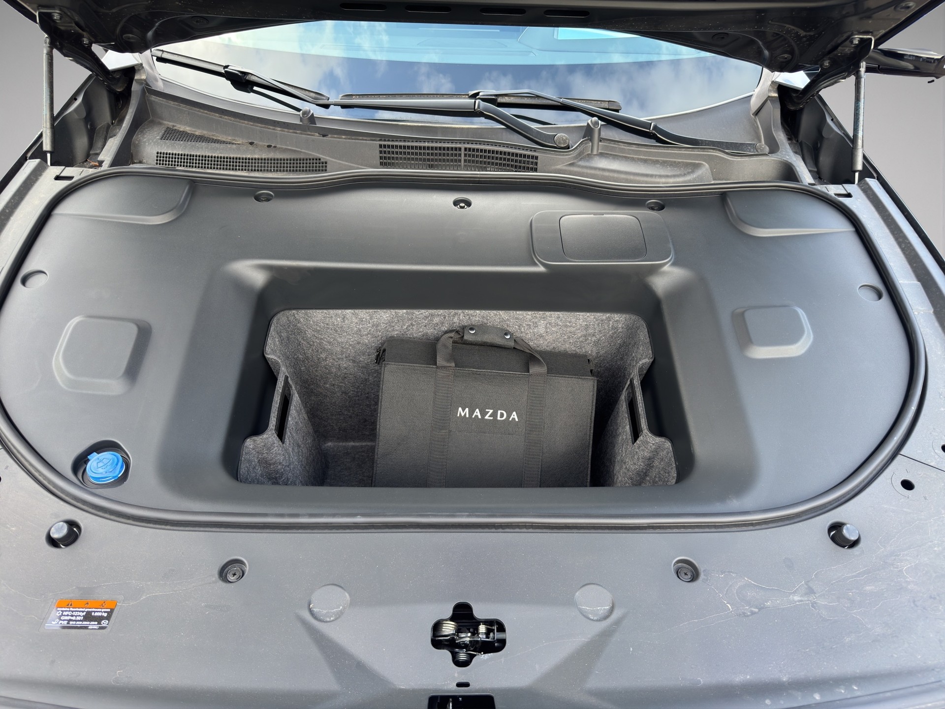 MAZDA 6e 245 80kWh Takumi-image-14