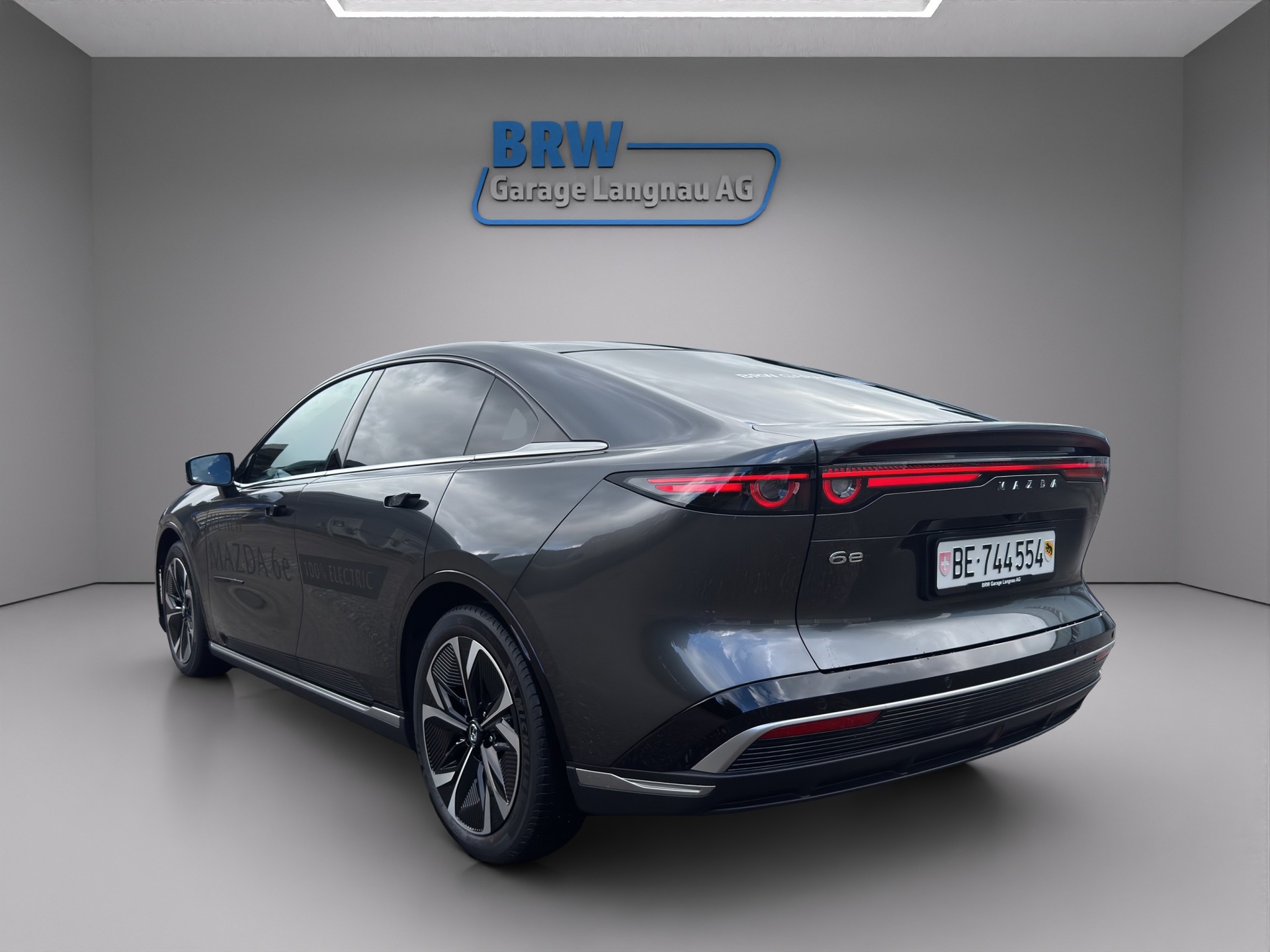 MAZDA 6e 245 80kWh Takumi-showroom-element-2