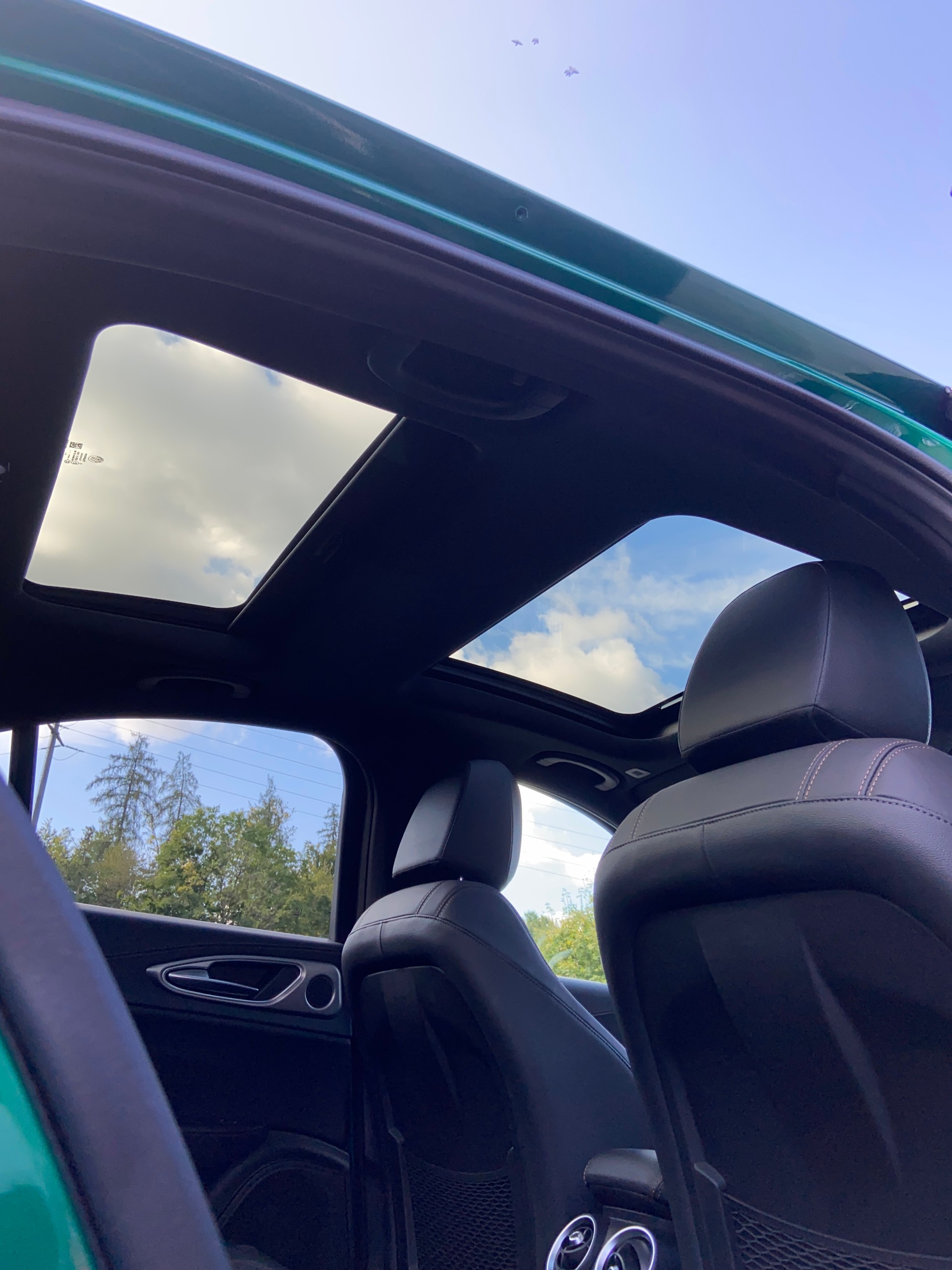 ALFA ROMEO Giulia 2.0 Intensa Sky Q4 AT8-showroom-element-3