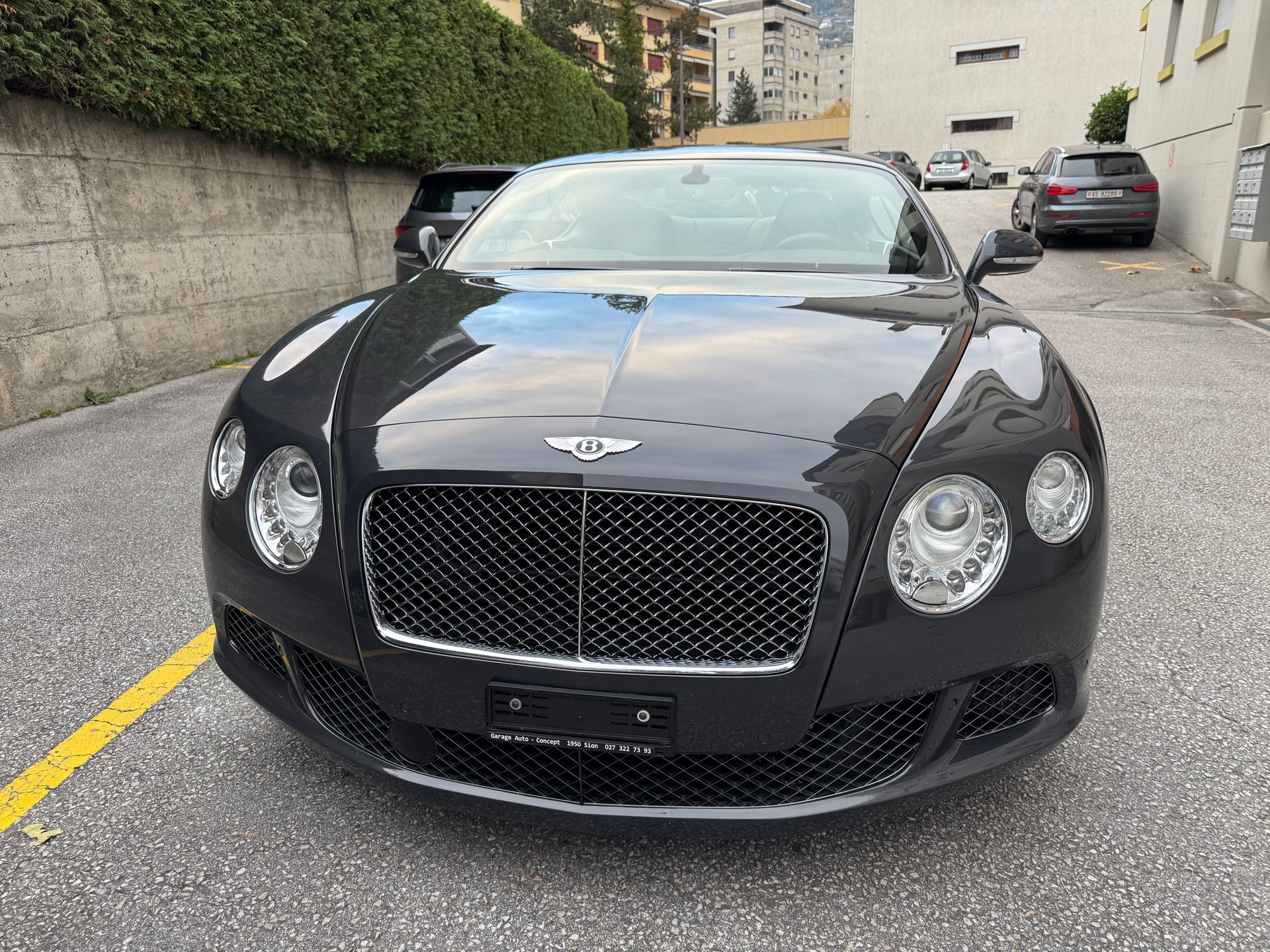 BENTLEY Continental GT Speed 6.0 W12-showroom-element-2