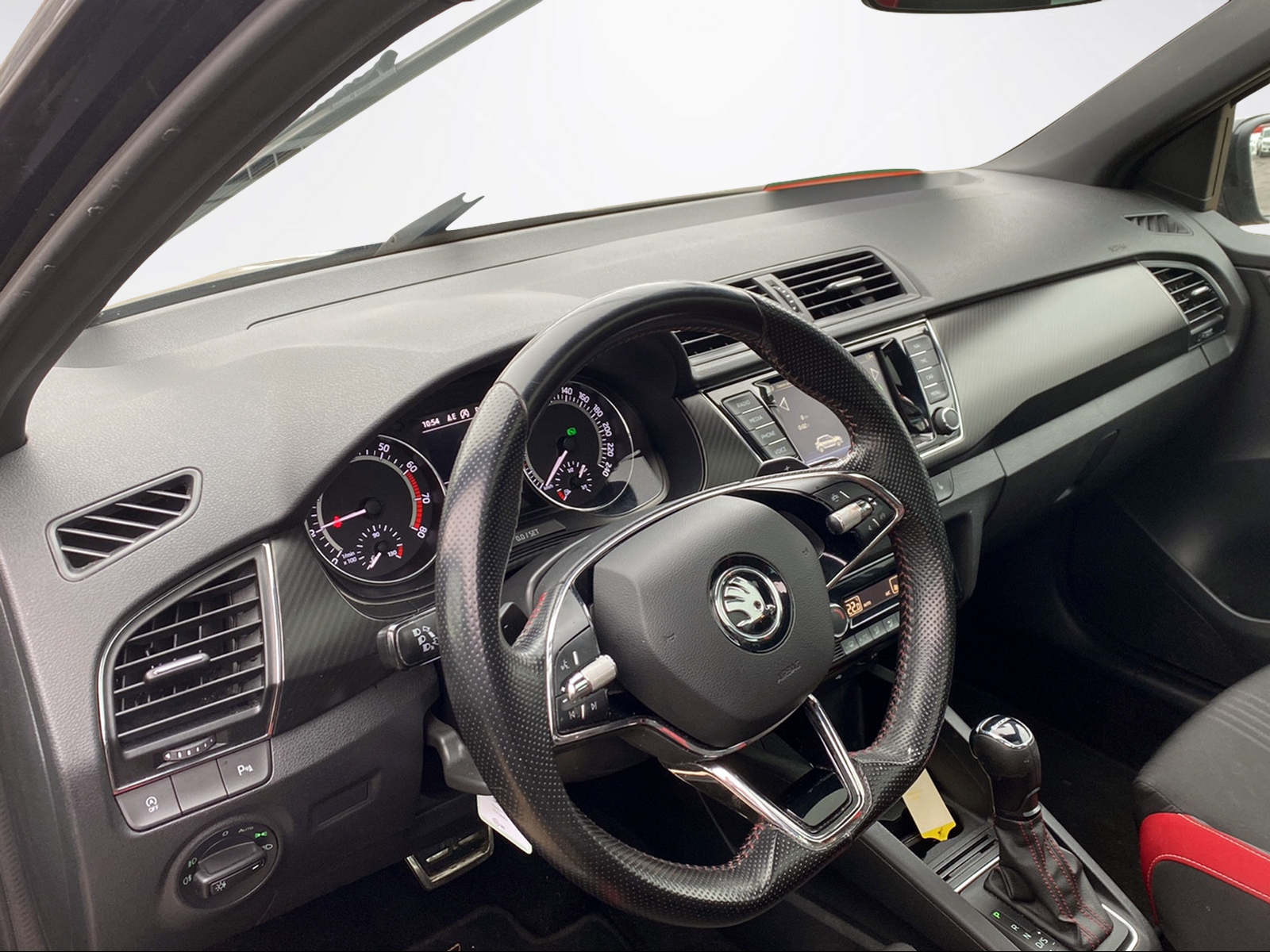 SKODA Fabia 1.0 TSI Monte Carlo DSG-image-3